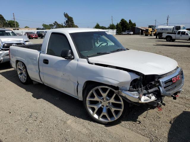 Photo 3 VIN: 1GTEC14V23Z235041 - GMC NEW SIERRA 