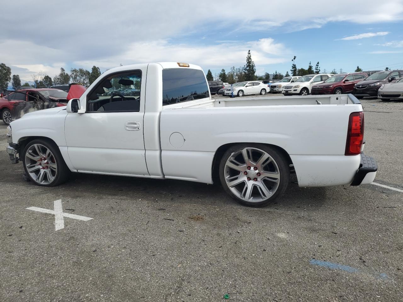 Photo 1 VIN: 1GTEC14V23Z319828 - GMC SIERRA 