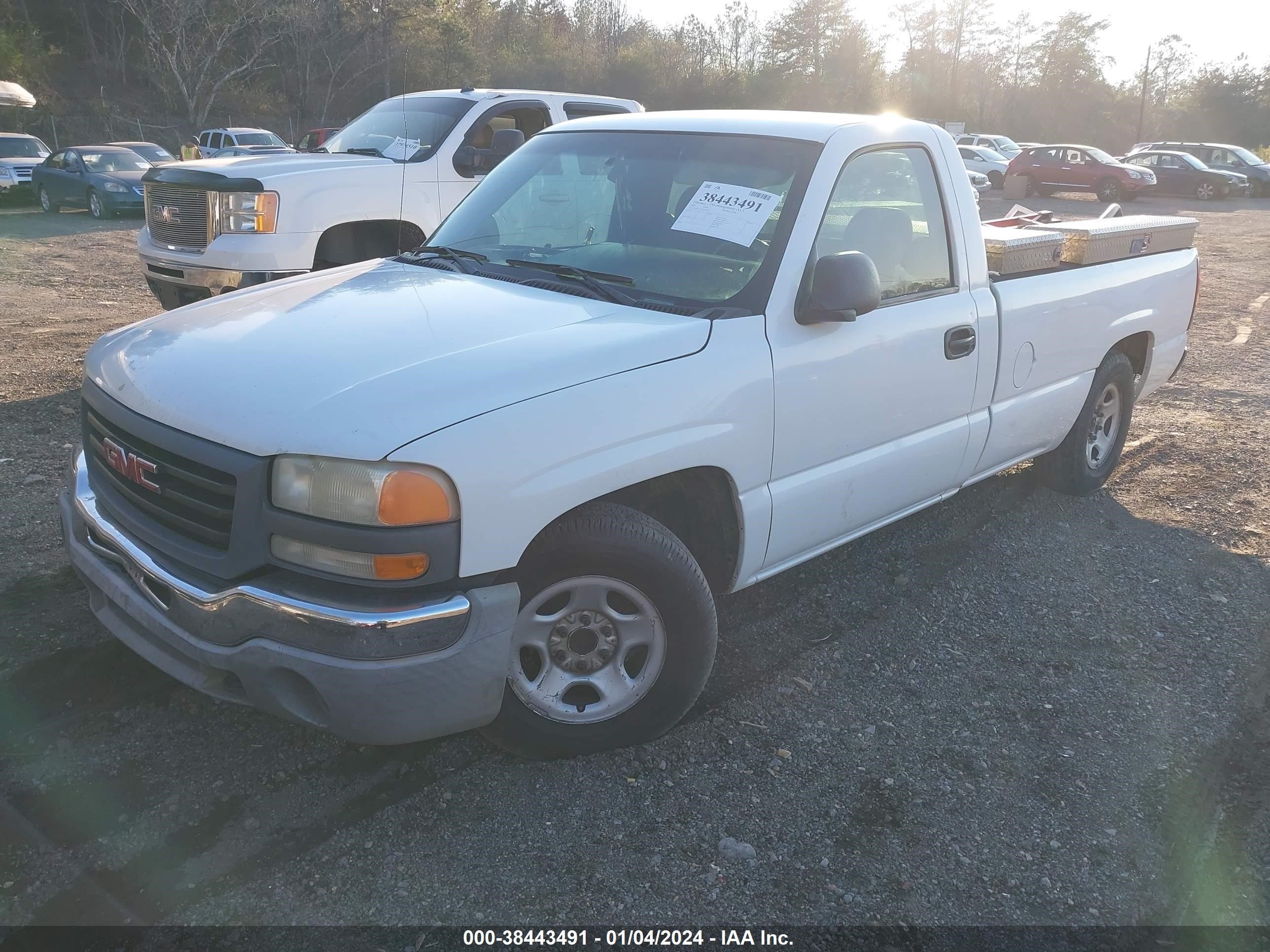 Photo 1 VIN: 1GTEC14V53Z229797 - GMC SIERRA 