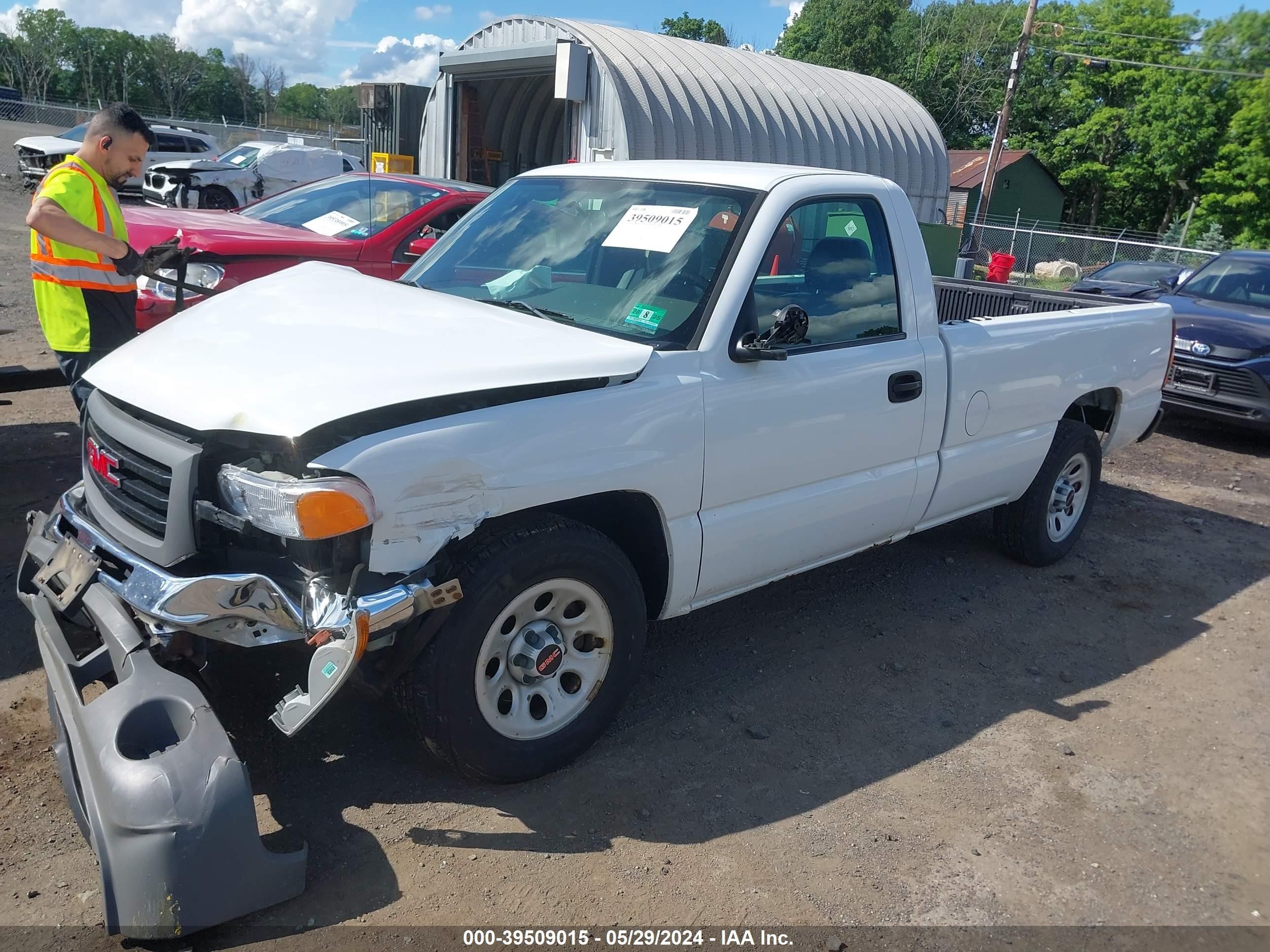 Photo 1 VIN: 1GTEC14V55Z329059 - GMC NULL 