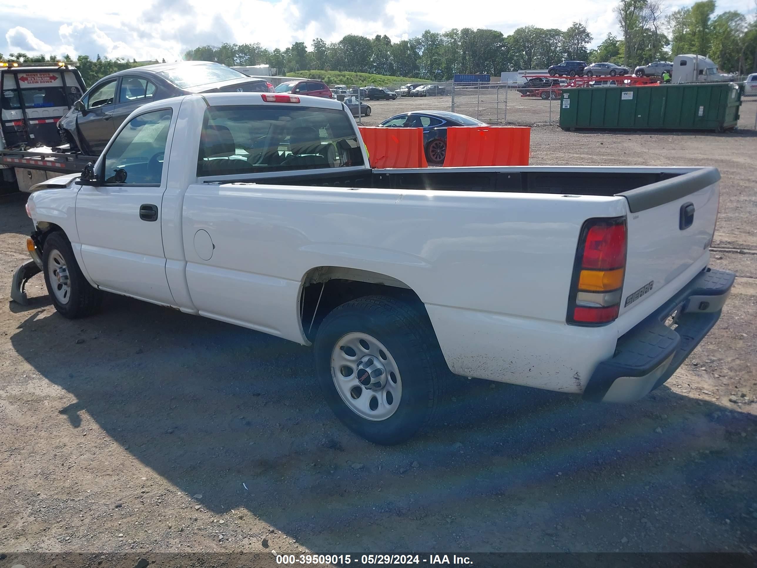 Photo 2 VIN: 1GTEC14V55Z329059 - GMC NULL 