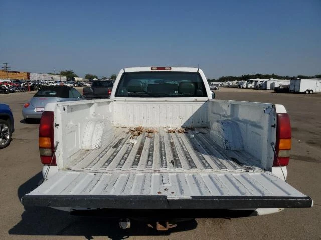 Photo 9 VIN: 1GTEC14V72Z900076 - GMC NEW SIERRA 