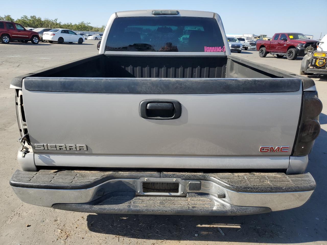 Photo 5 VIN: 1GTEC14V84Z268787 - GMC SIERRA 