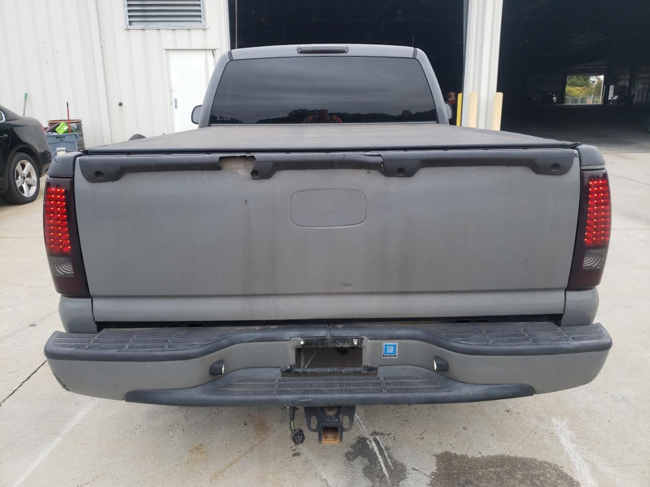 Photo 5 VIN: 1GTEC14V85Z216254 - GMC SIERRA 