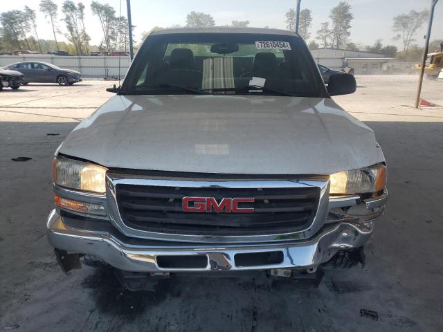 Photo 4 VIN: 1GTEC14V85Z284893 - GMC NEW SIERRA 