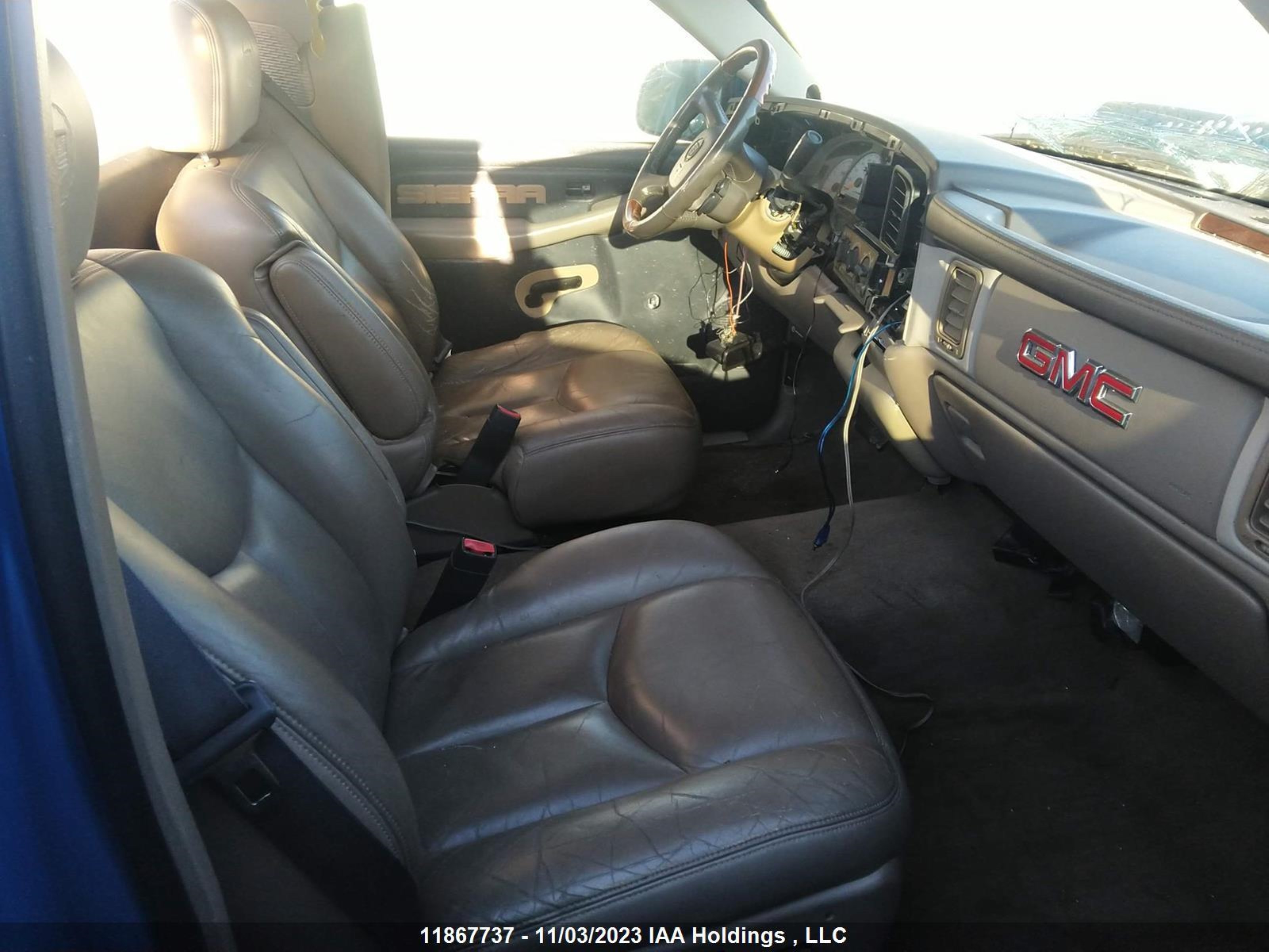 Photo 7 VIN: 1GTEC14V8YE284369 - GMC SIERRA 