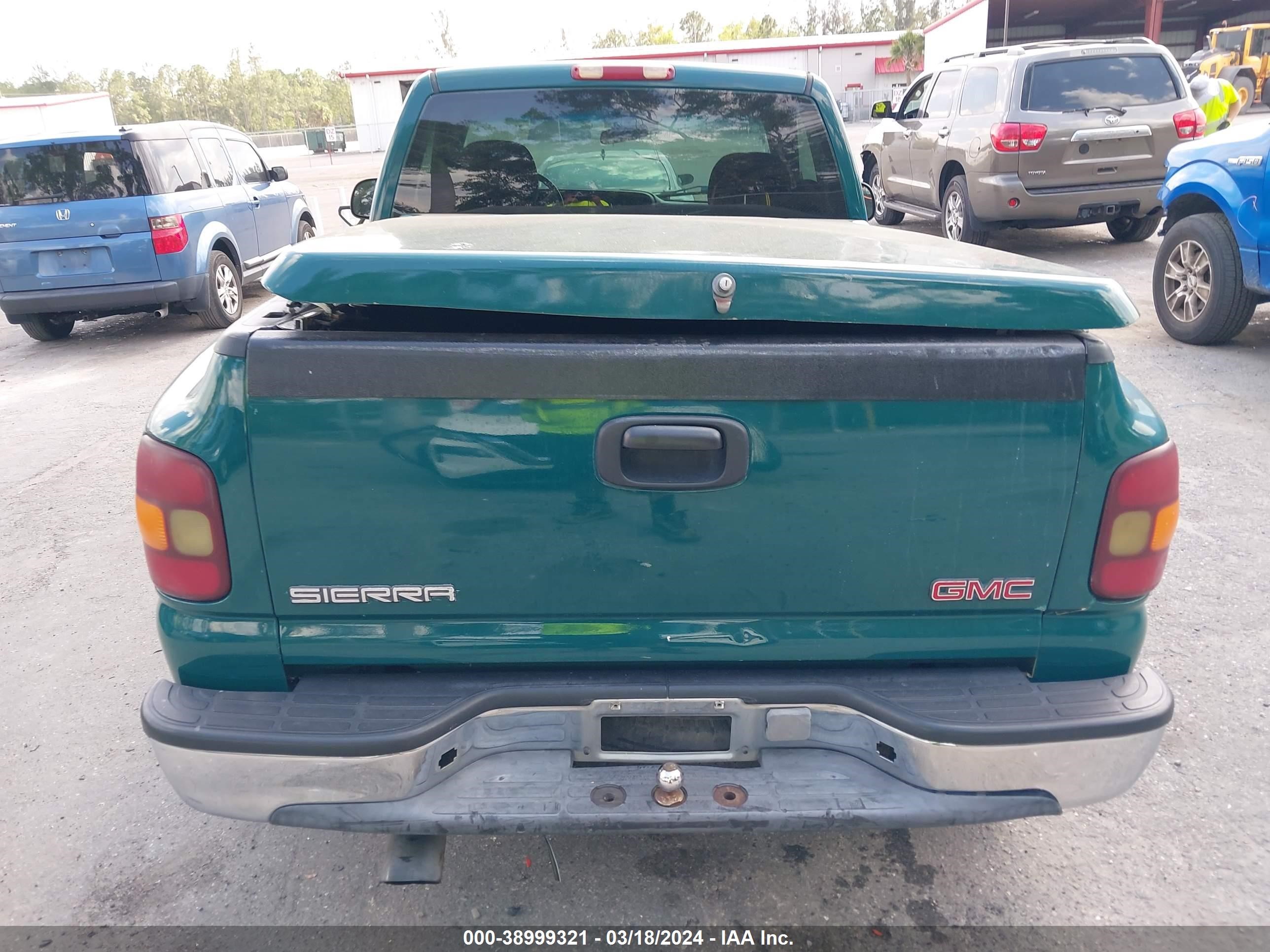 Photo 15 VIN: 1GTEC14V91Z184277 - GMC SIERRA 