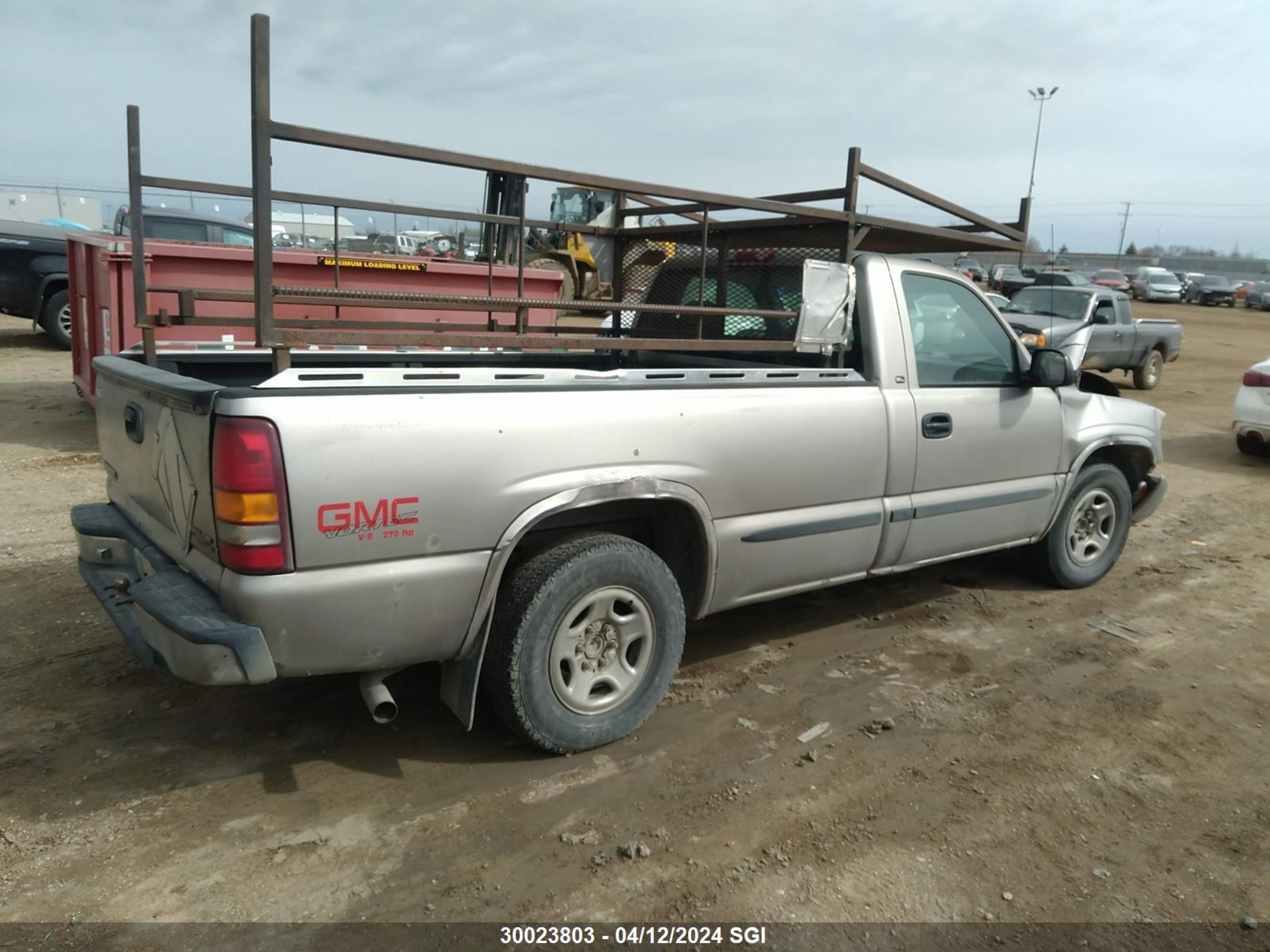 Photo 3 VIN: 1GTEC14V9YZ221645 - GMC SIERRA 