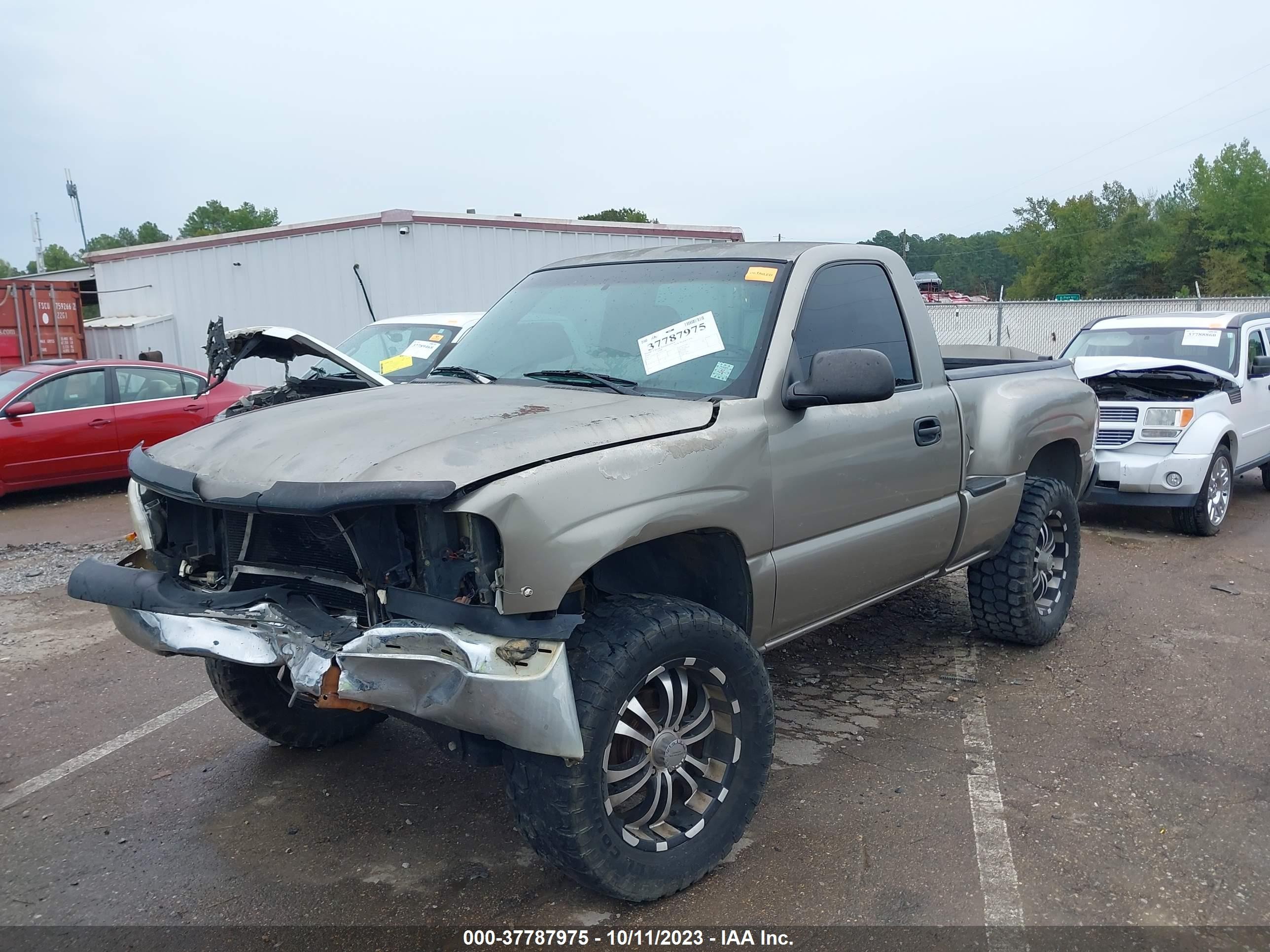 Photo 1 VIN: 1GTEC14W1YZ223799 - GMC SIERRA 