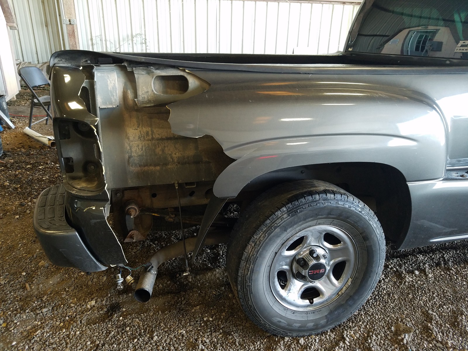 Photo 8 VIN: 1GTEC14W41Z125470 - GMC NEW SIERRA 