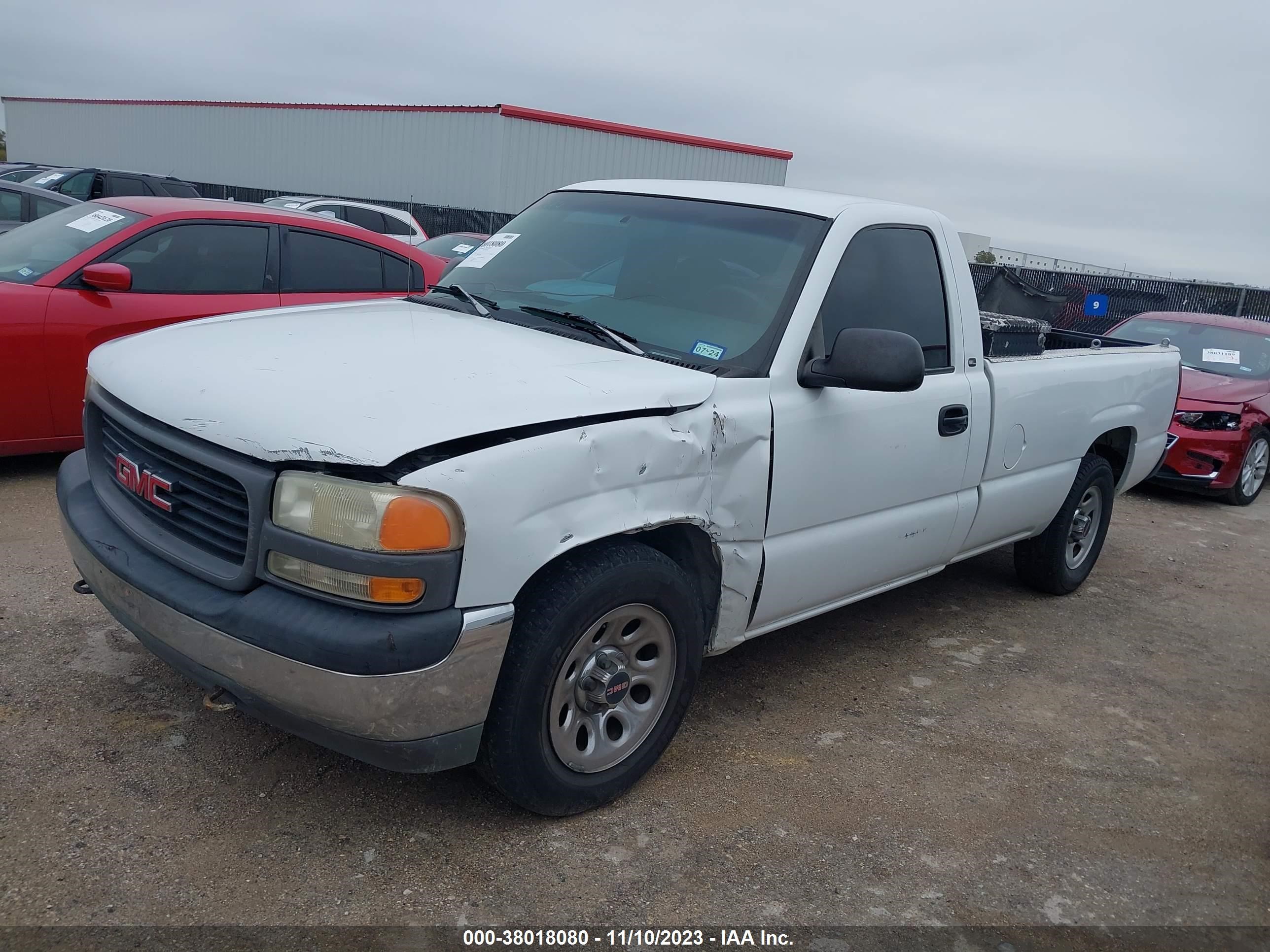 Photo 1 VIN: 1GTEC14W7YE220543 - GMC SIERRA 