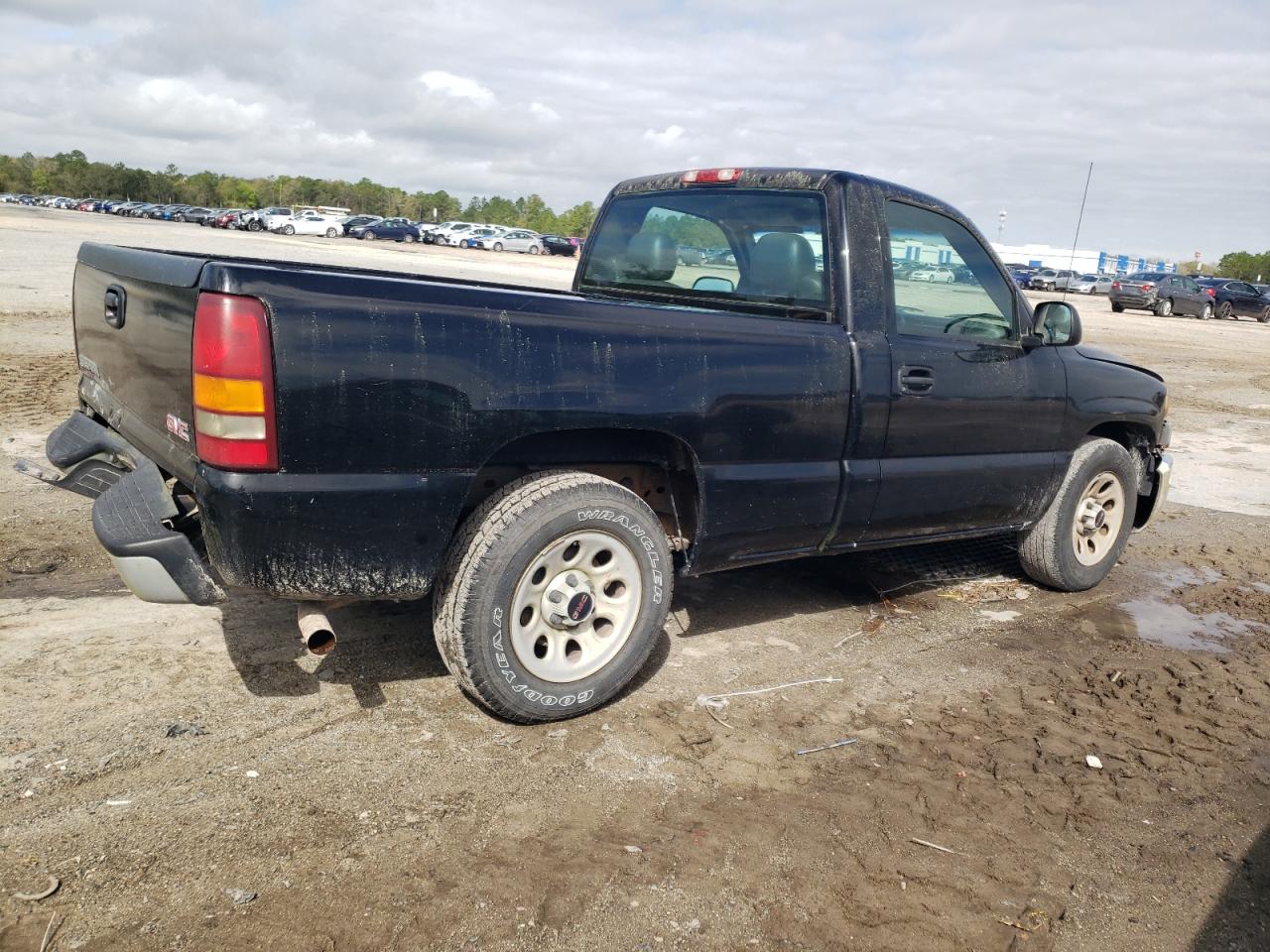 Photo 2 VIN: 1GTEC14X05Z126260 - GMC SIERRA 