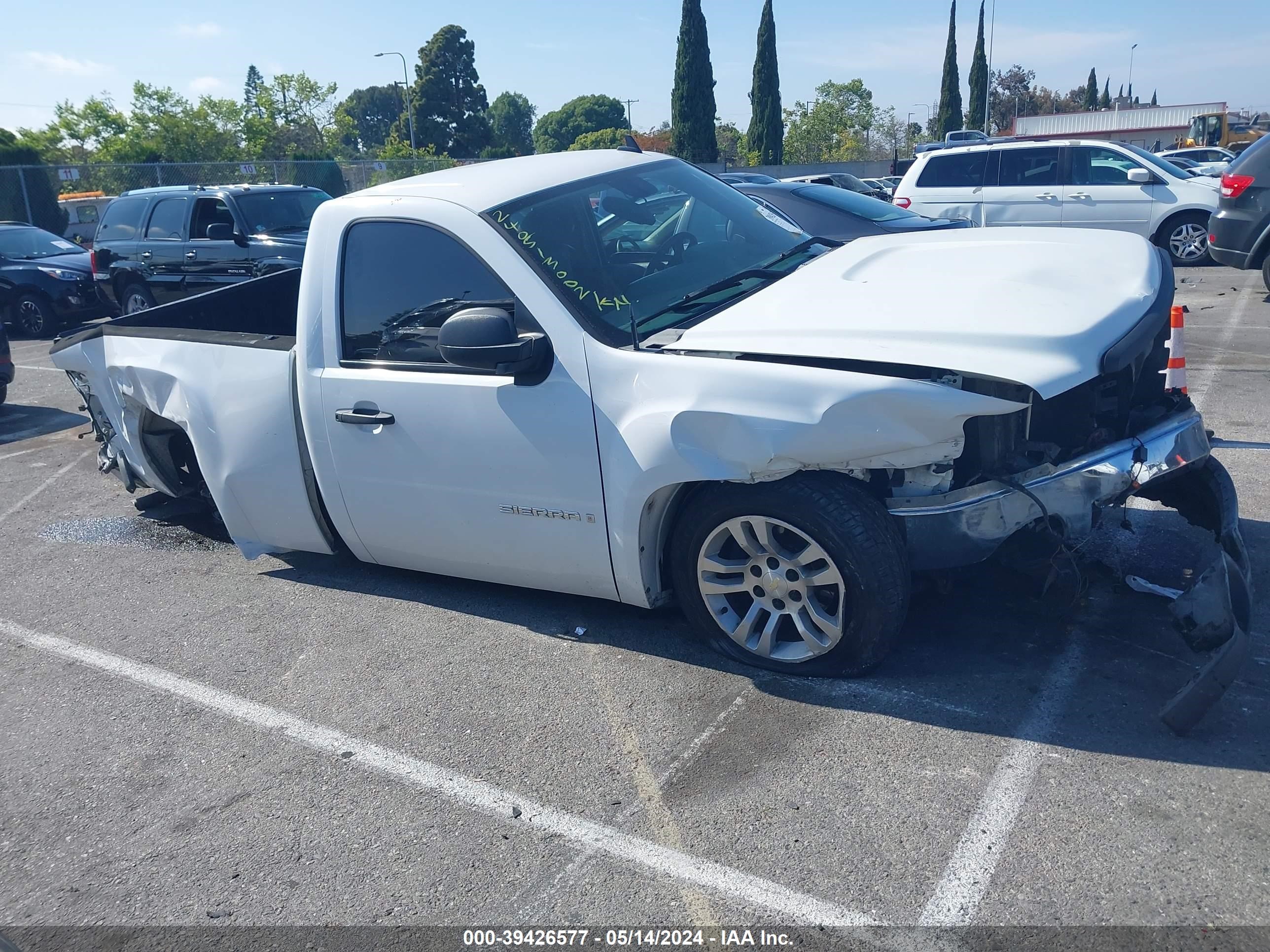 Photo 12 VIN: 1GTEC14X28Z212139 - GMC SIERRA 