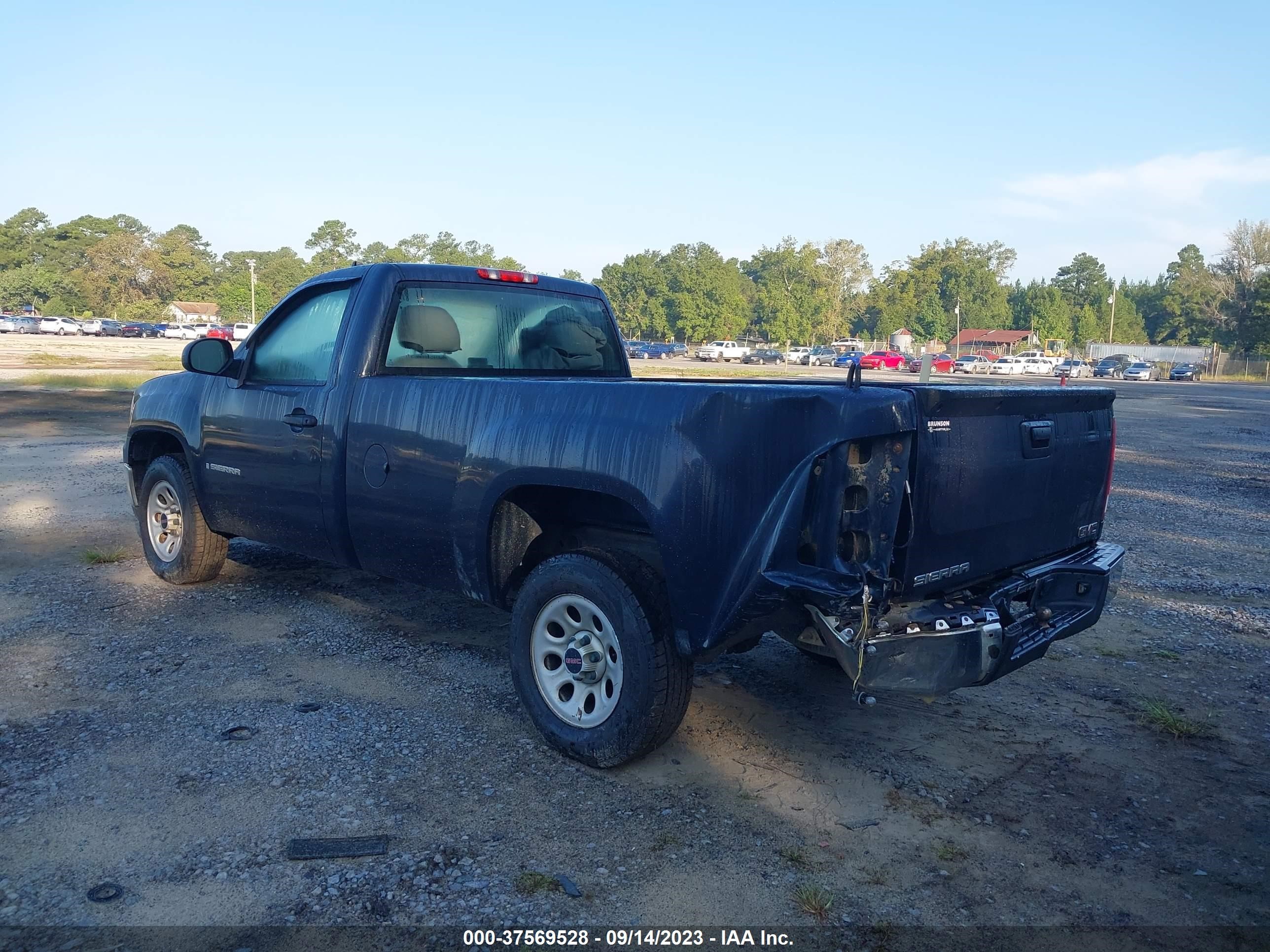 Photo 2 VIN: 1GTEC14X37Z608255 - GMC SIERRA 