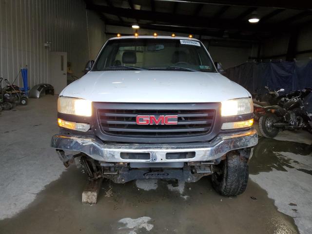 Photo 4 VIN: 1GTEC14X55Z133530 - GMC SIERRA 