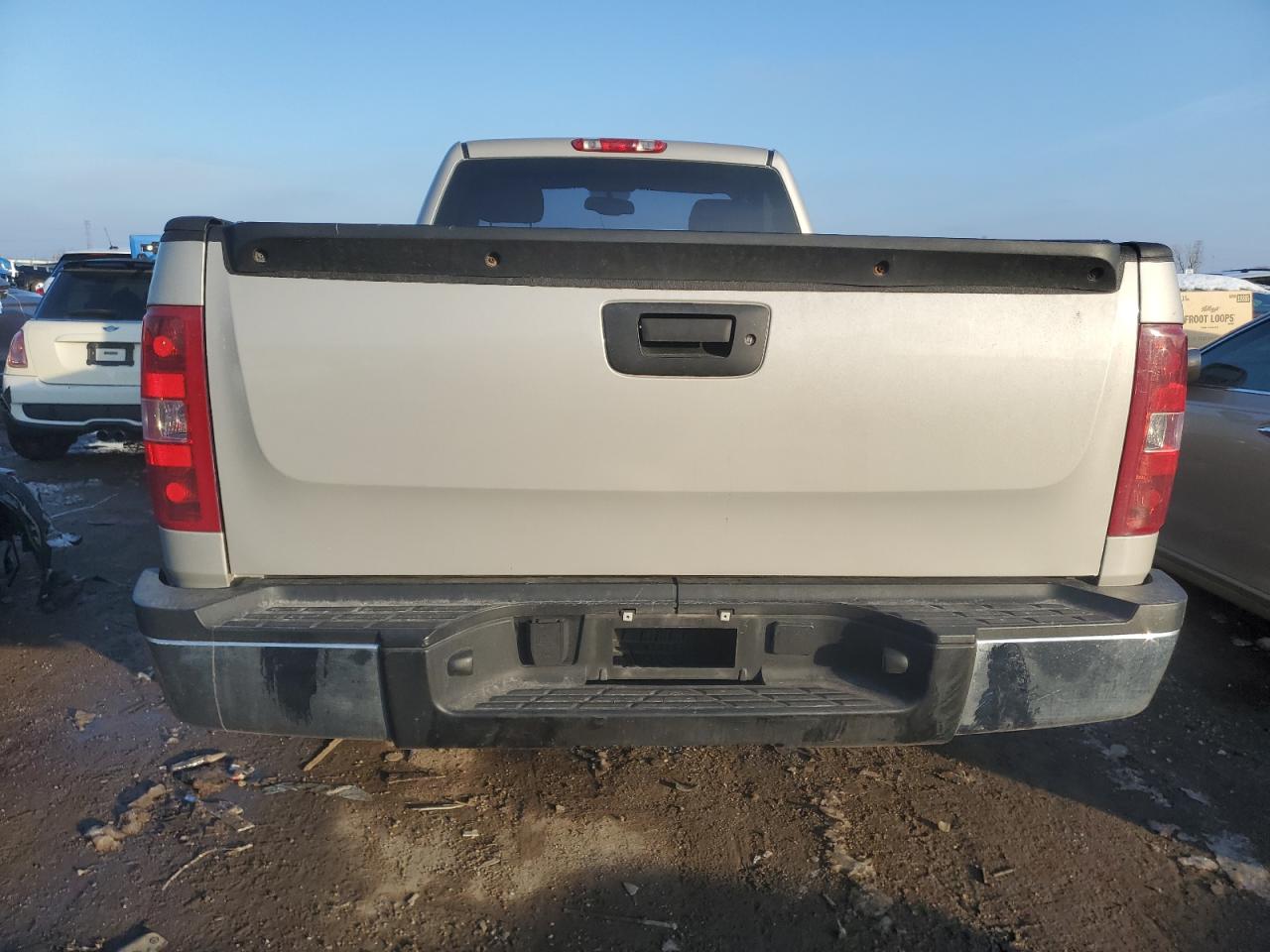 Photo 5 VIN: 1GTEC14X58Z119809 - GMC SIERRA 