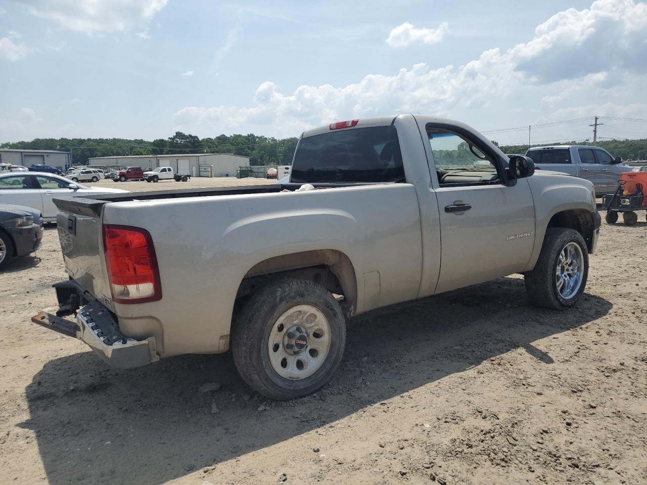 Photo 2 VIN: 1GTEC14X58Z283786 - GMC SIERRA 