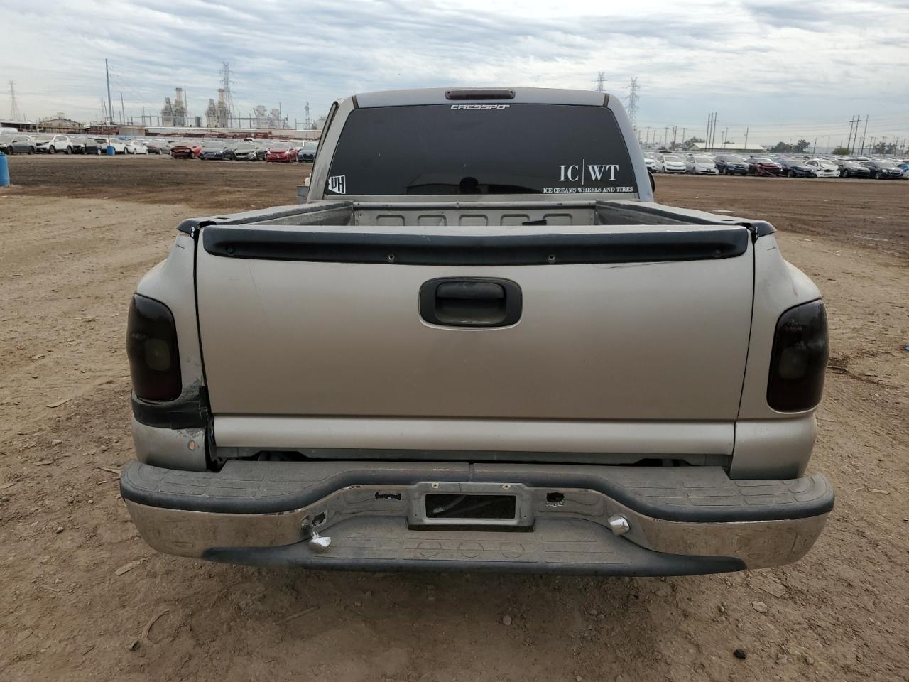 Photo 5 VIN: 1GTEC14X63Z323740 - GMC SIERRA 