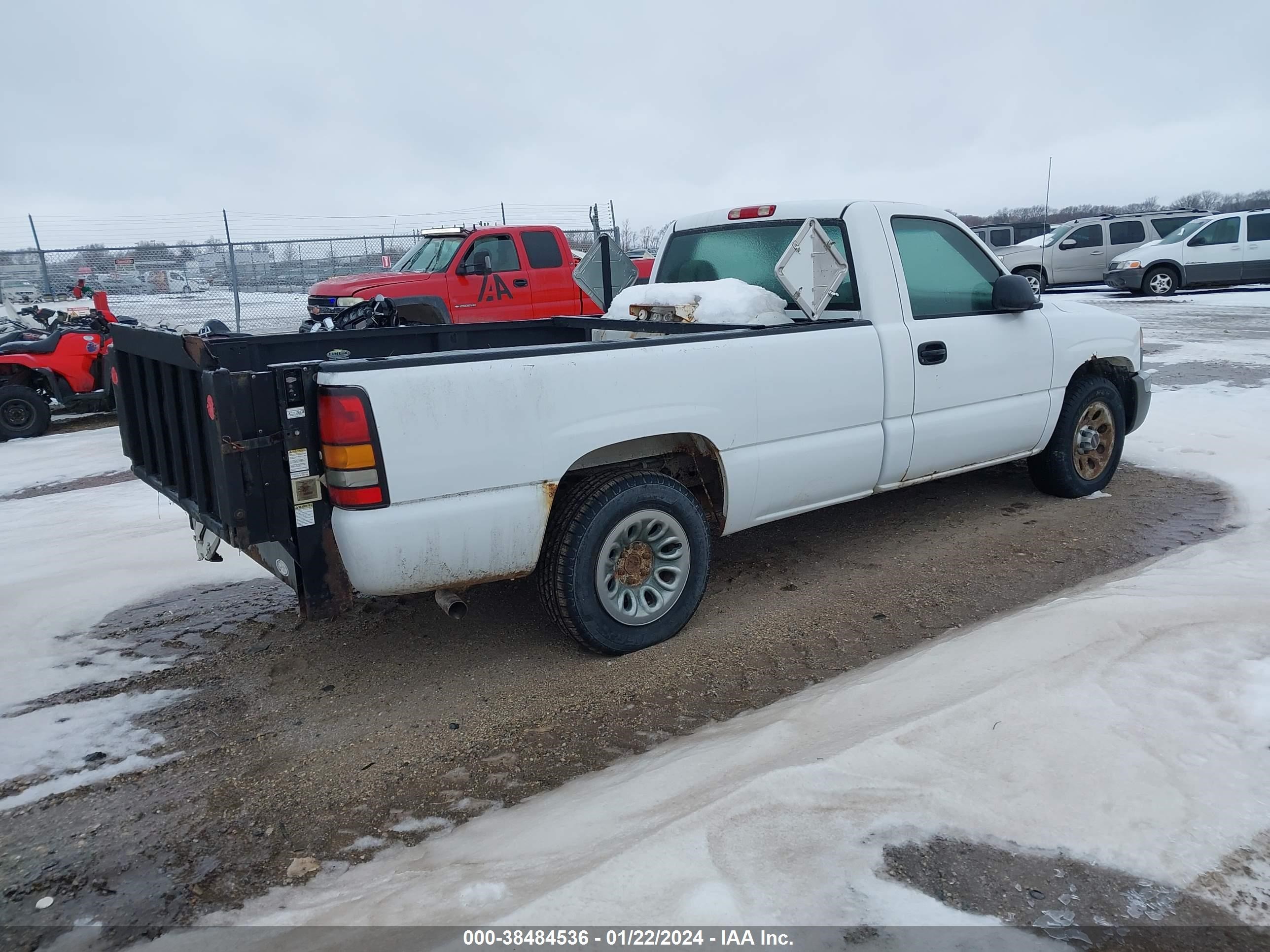 Photo 3 VIN: 1GTEC14X75Z286054 - GMC SIERRA 