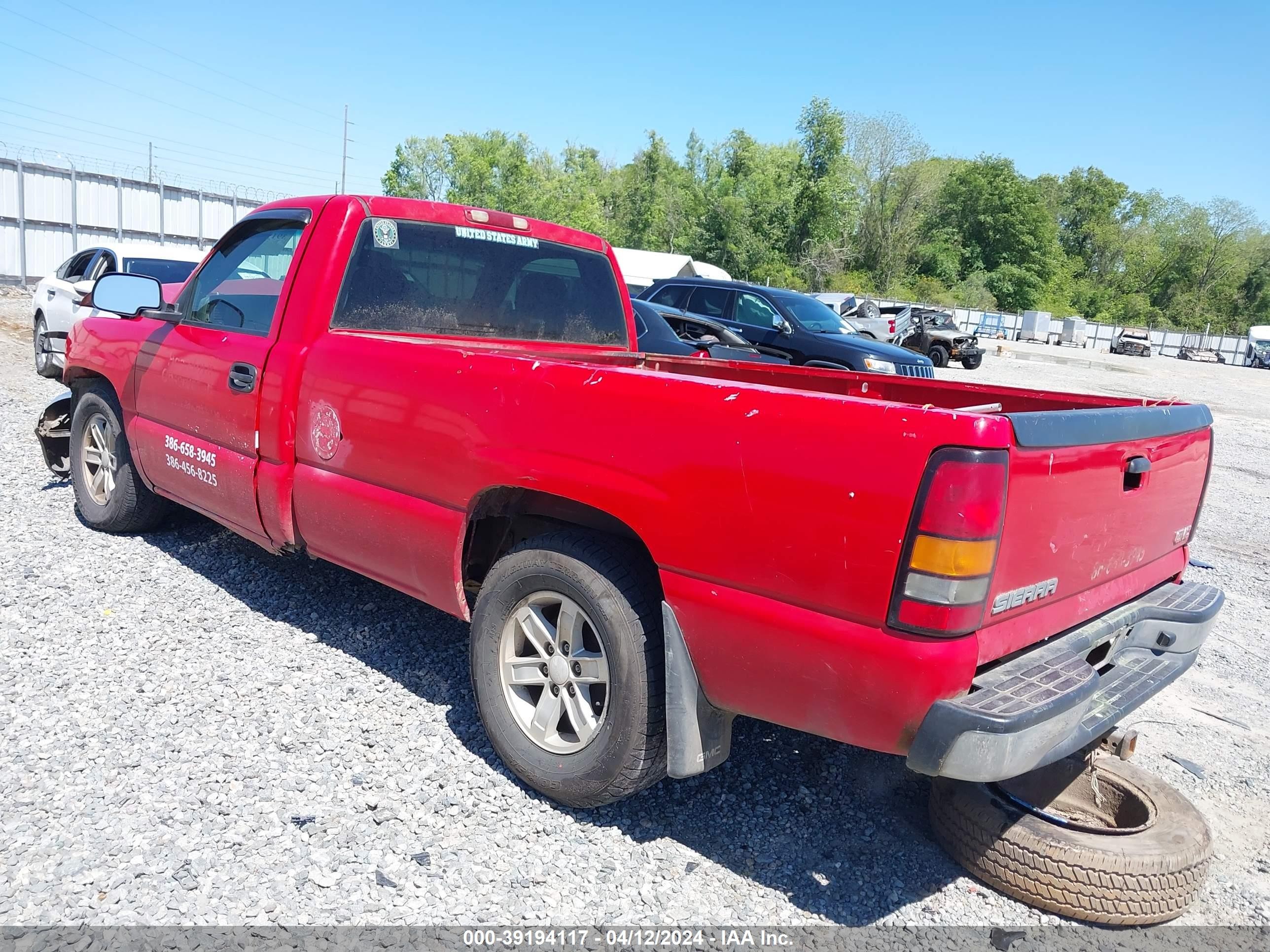 Photo 2 VIN: 1GTEC14X95Z166501 - GMC SIERRA 