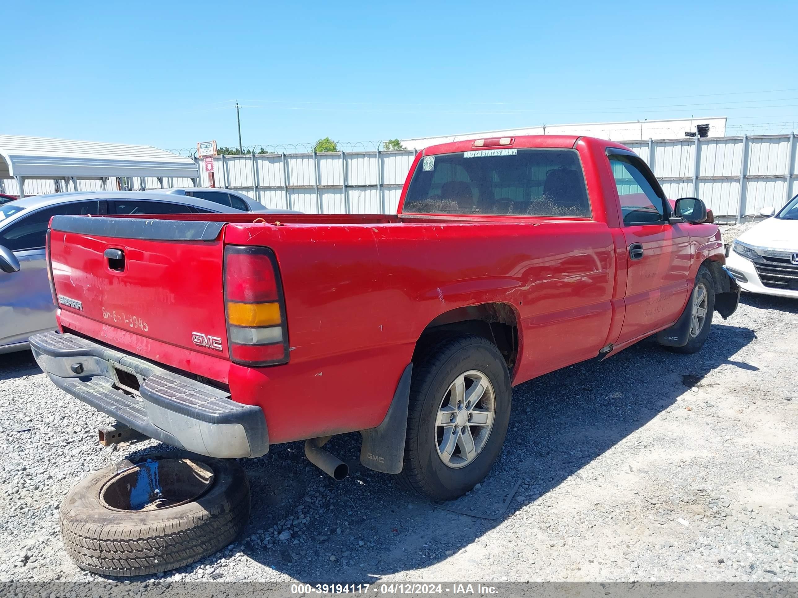 Photo 3 VIN: 1GTEC14X95Z166501 - GMC SIERRA 