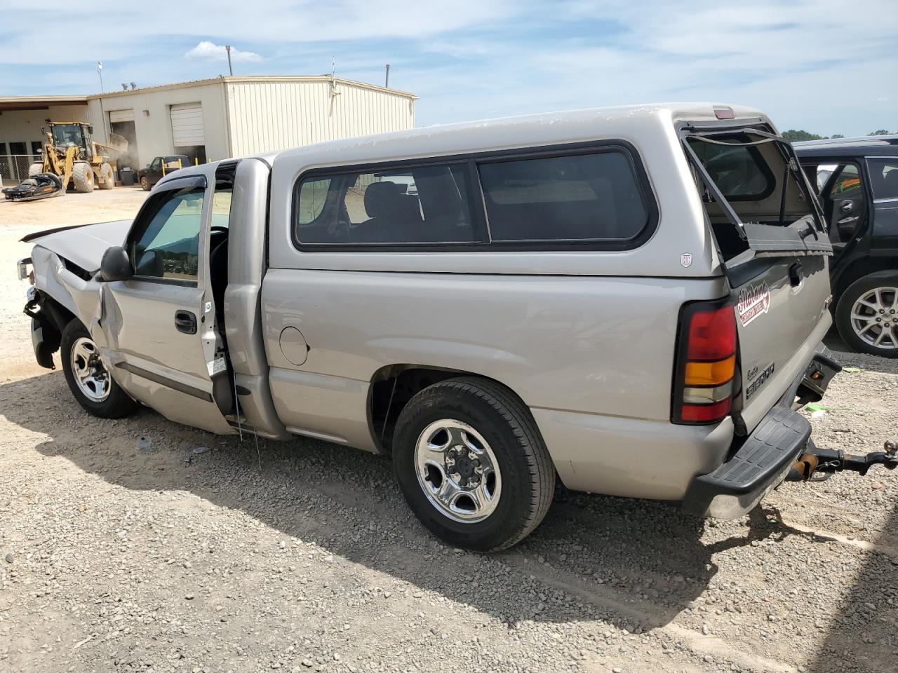 Photo 1 VIN: 1GTEC14XX4Z218281 - GMC SIERRA 