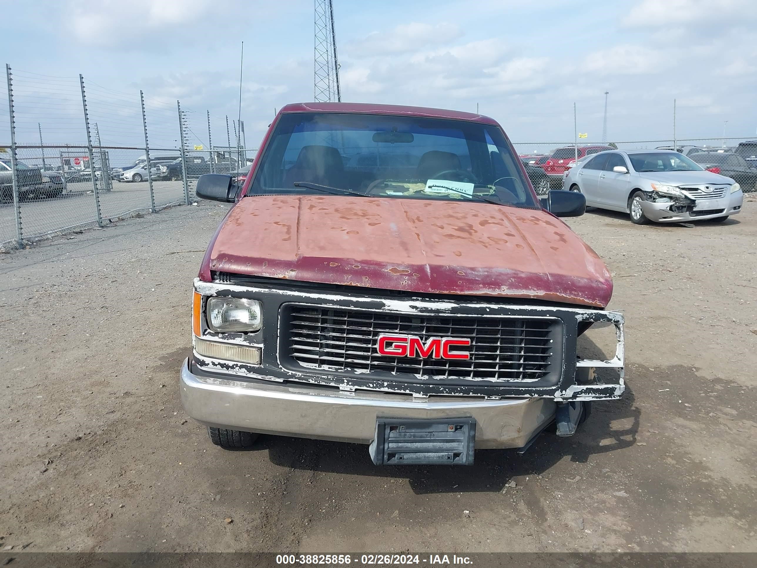 Photo 11 VIN: 1GTEC14Z6SZ501985 - GMC SIERRA 