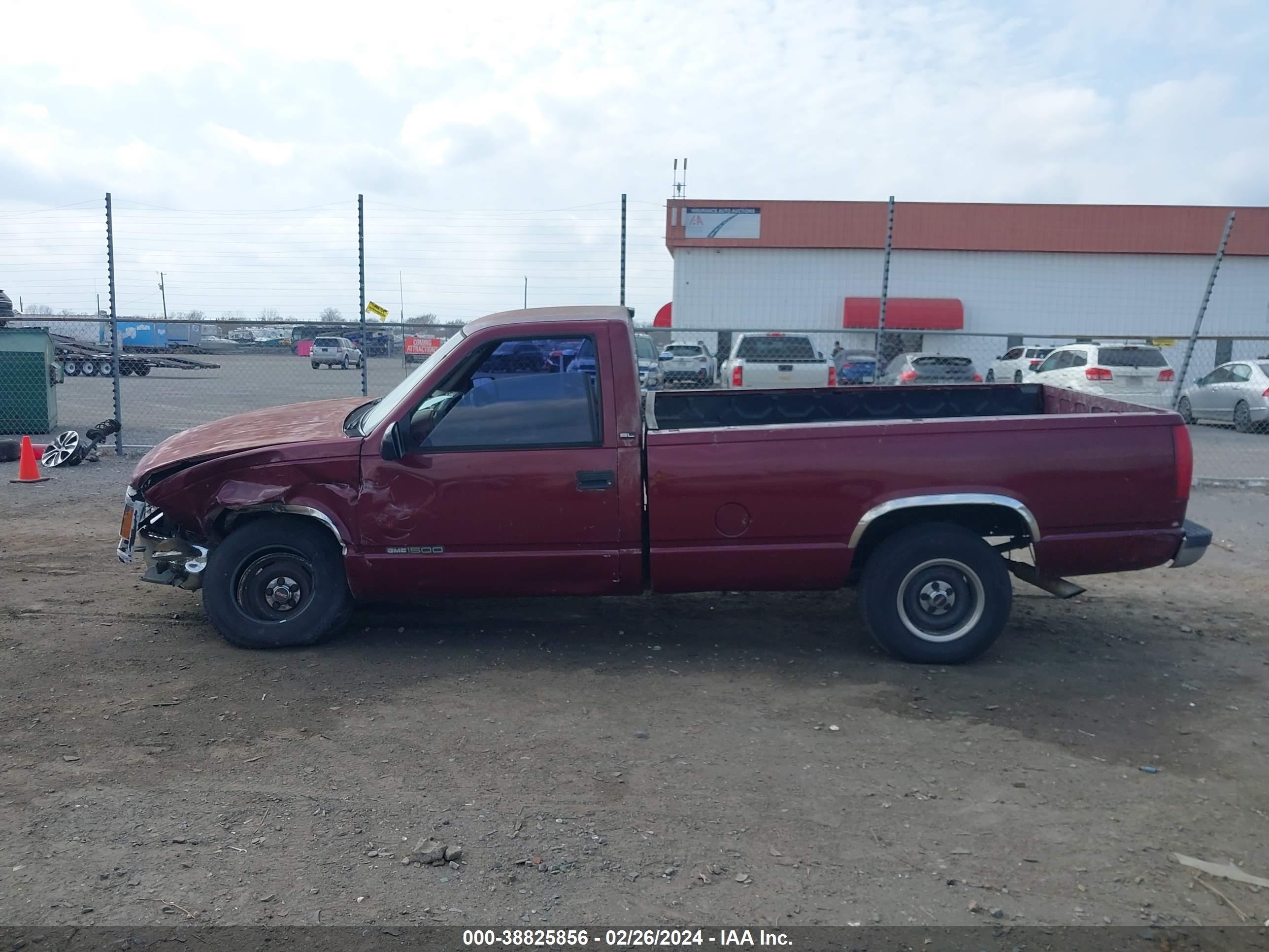 Photo 13 VIN: 1GTEC14Z6SZ501985 - GMC SIERRA 