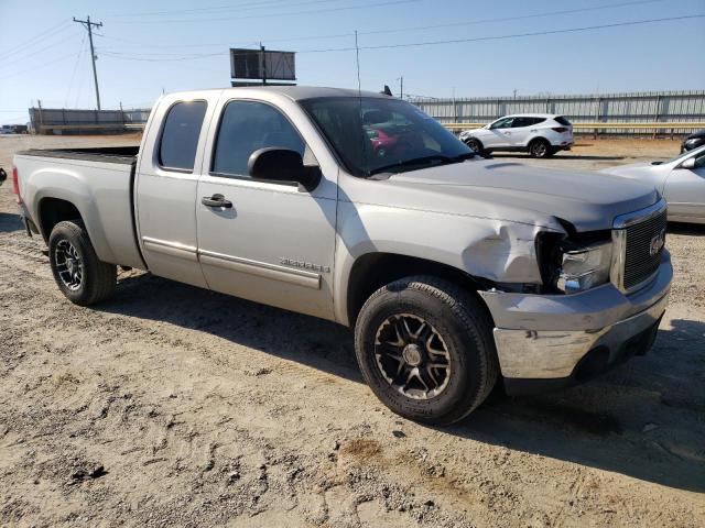 Photo 3 VIN: 1GTEC19C68Z132607 - GMC SIERRA 