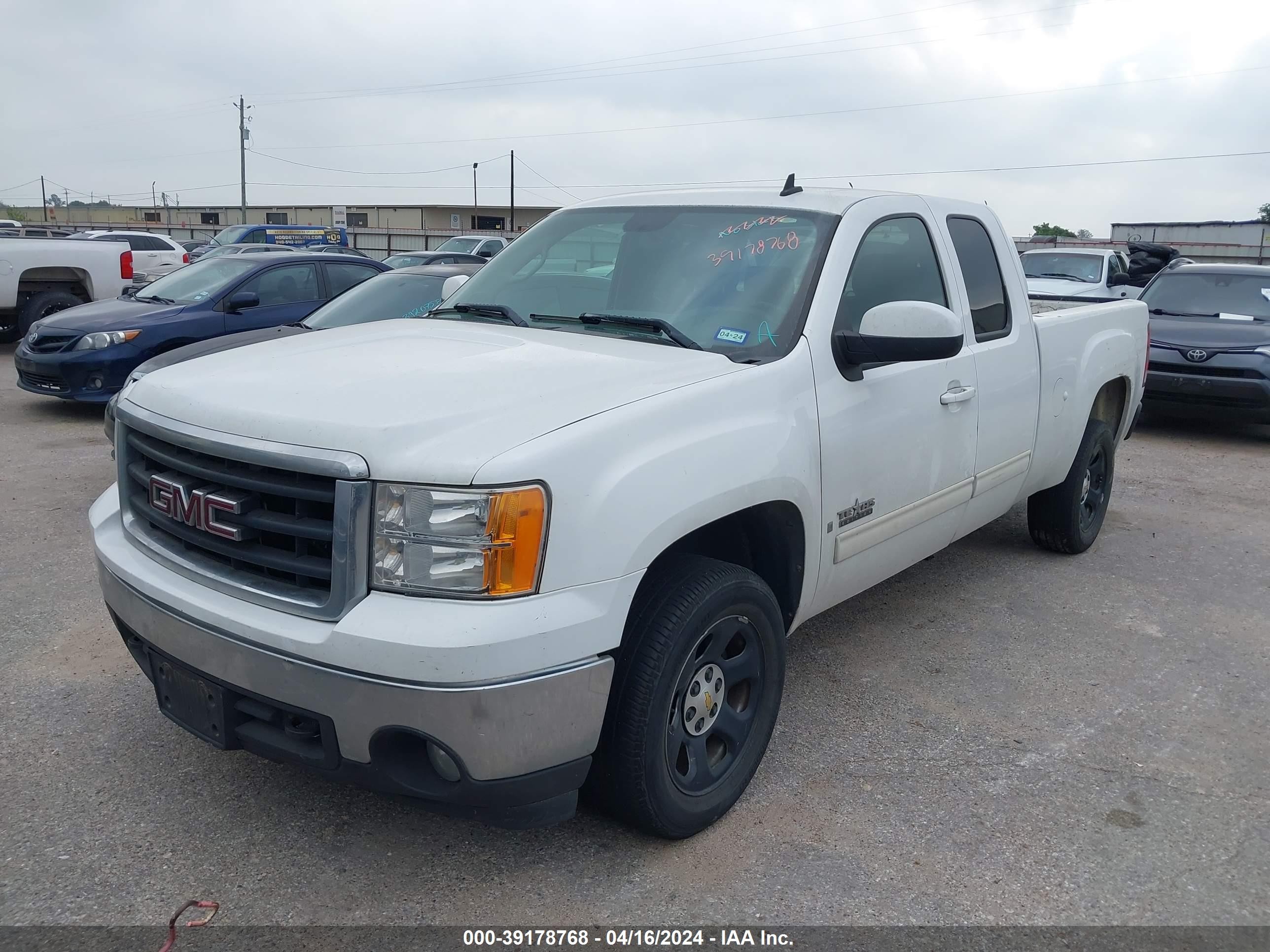 Photo 1 VIN: 1GTEC19J48Z287252 - GMC SIERRA 