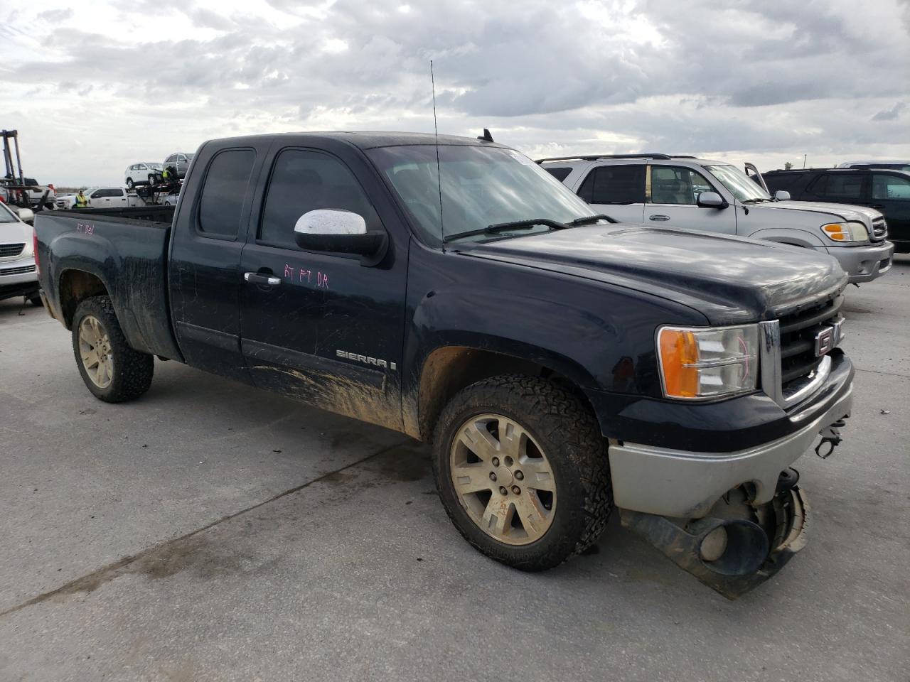 Photo 3 VIN: 1GTEC19JX7Z589997 - GMC SIERRA 