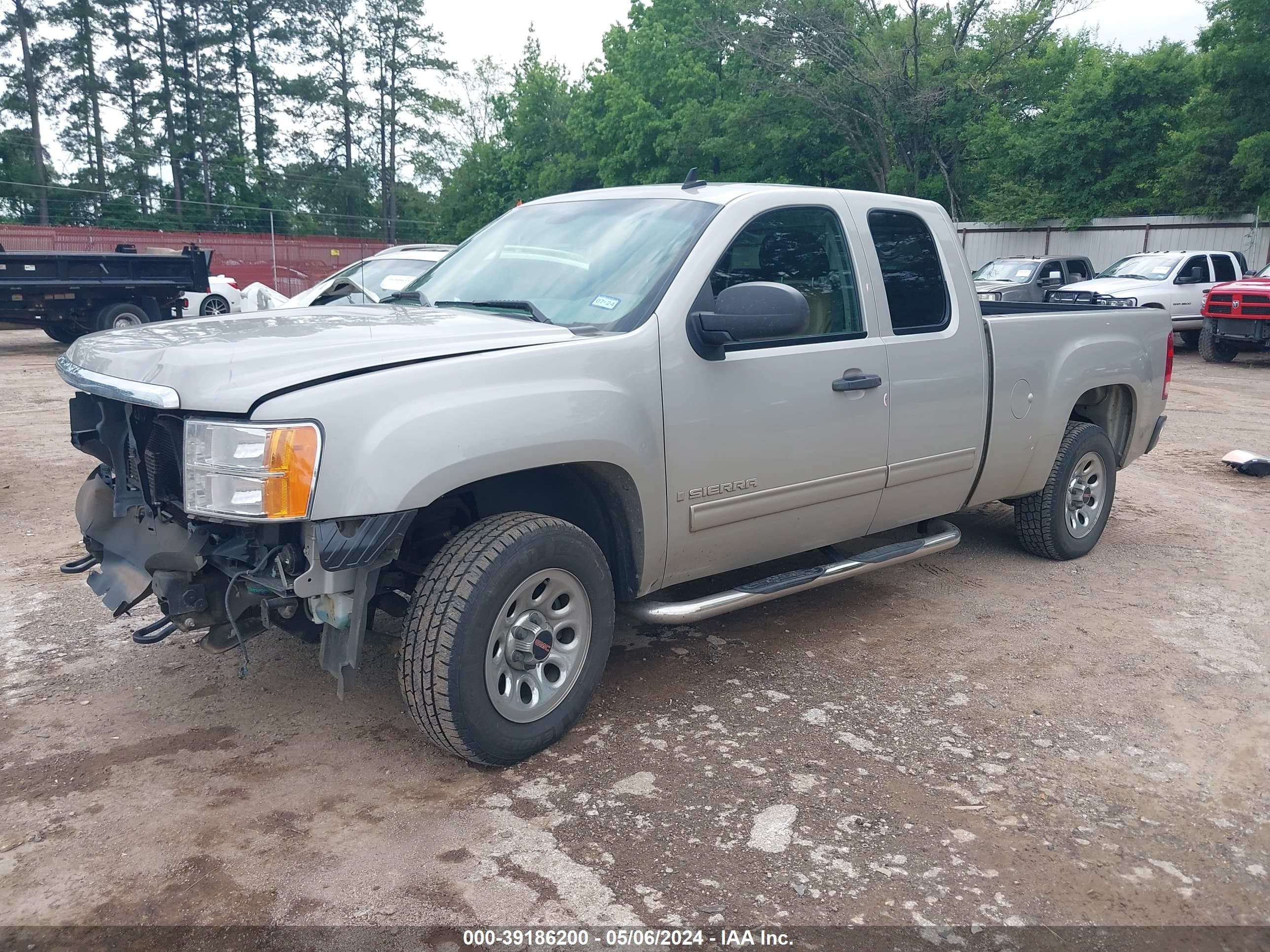 Photo 1 VIN: 1GTEC19JX9Z171779 - GMC SIERRA 