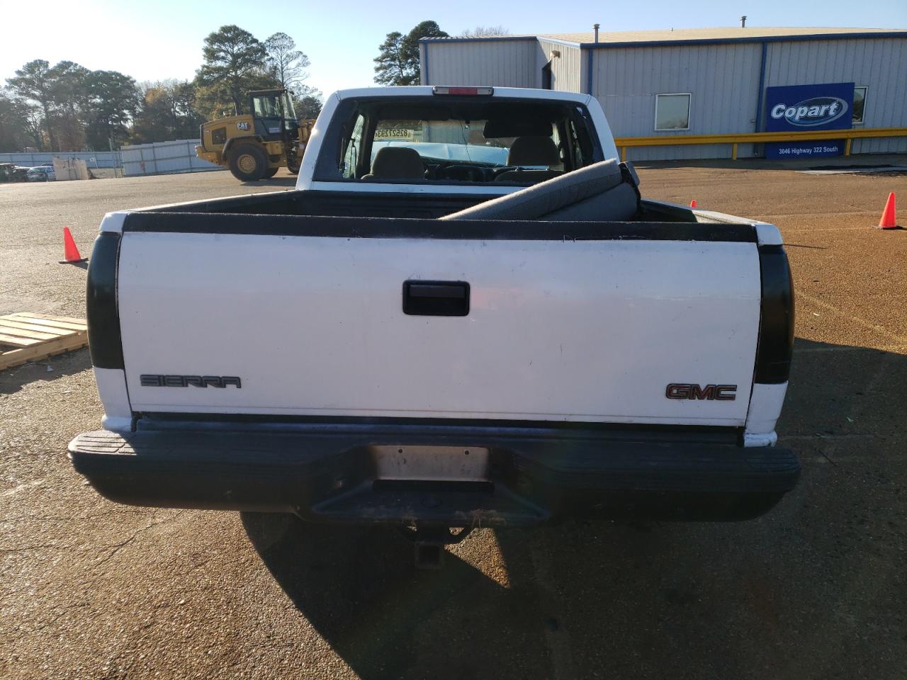 Photo 5 VIN: 1GTEC19M2WE541457 - GMC SIERRA 