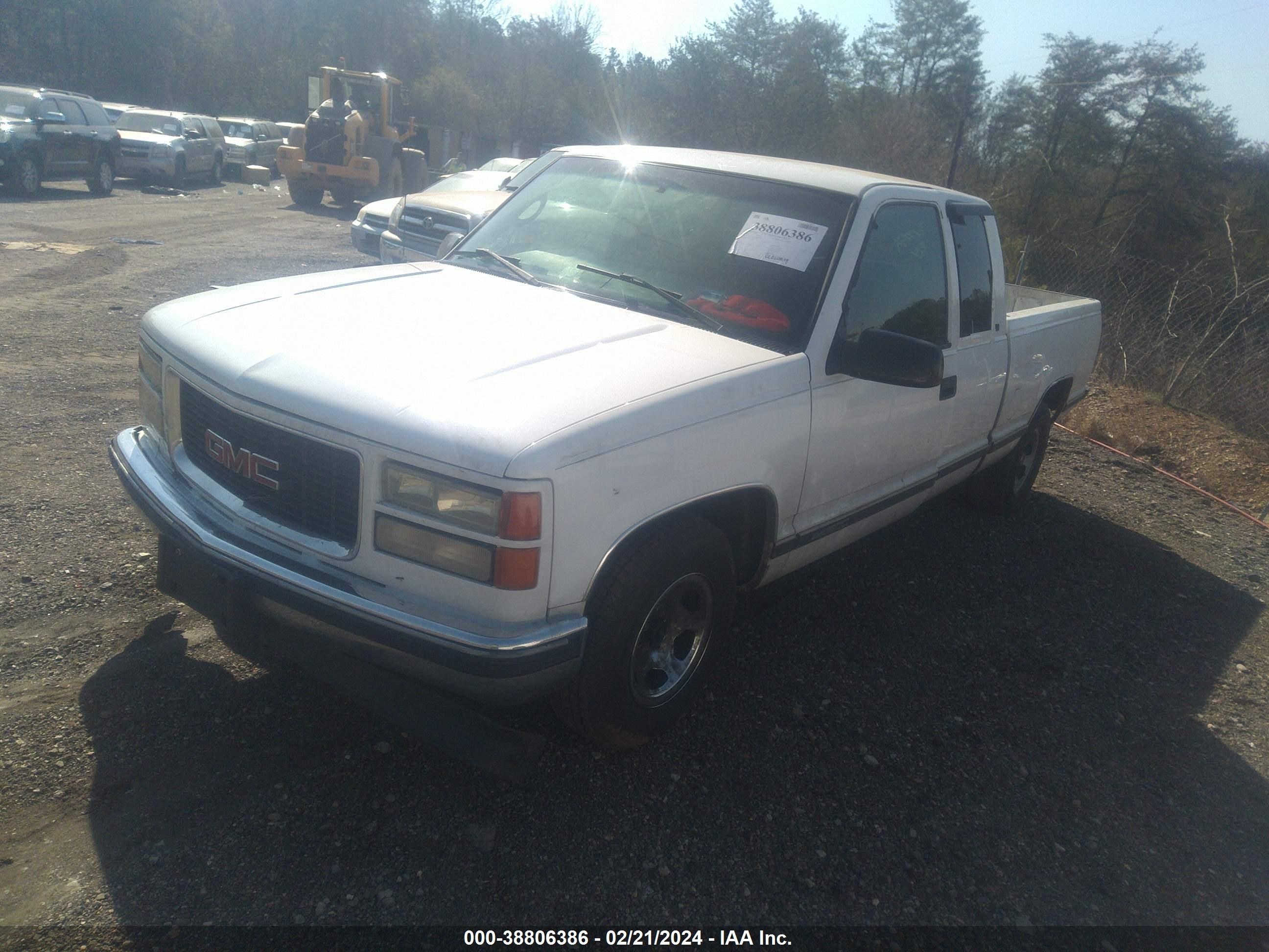 Photo 1 VIN: 1GTEC19M4XR507062 - GMC SIERRA 