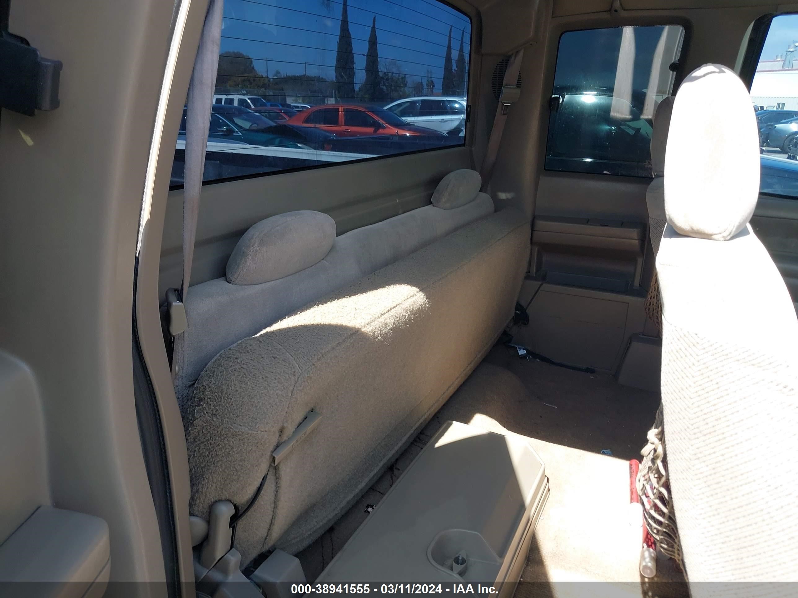 Photo 7 VIN: 1GTEC19R1WR514769 - GMC SIERRA 