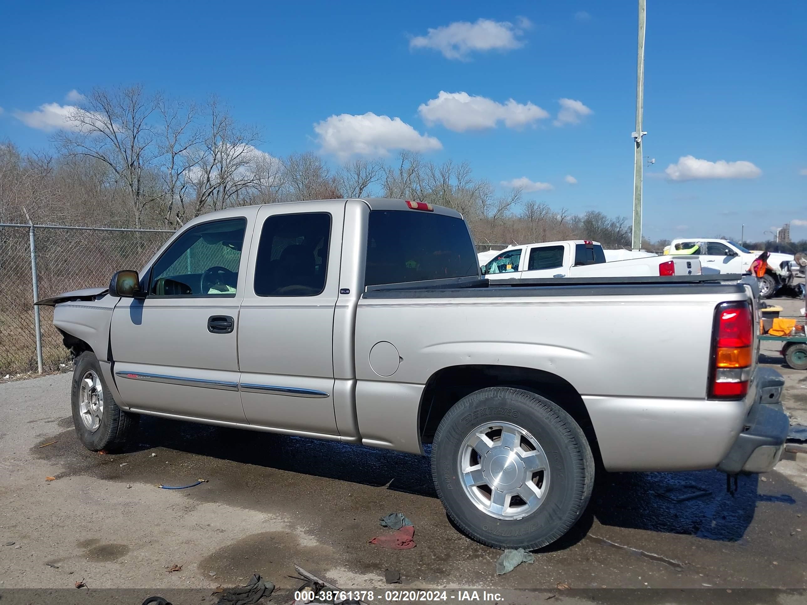 Photo 13 VIN: 1GTEC19T16Z138604 - GMC SIERRA 