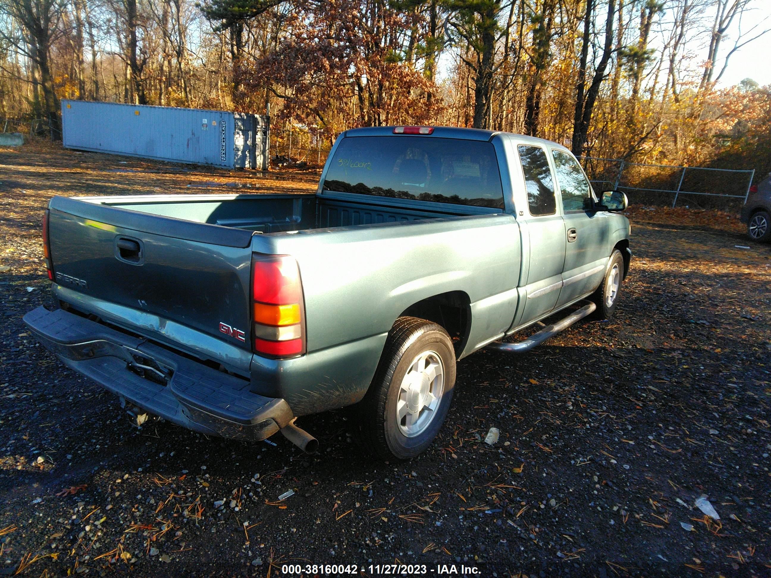 Photo 3 VIN: 1GTEC19T56Z240312 - GMC SIERRA 