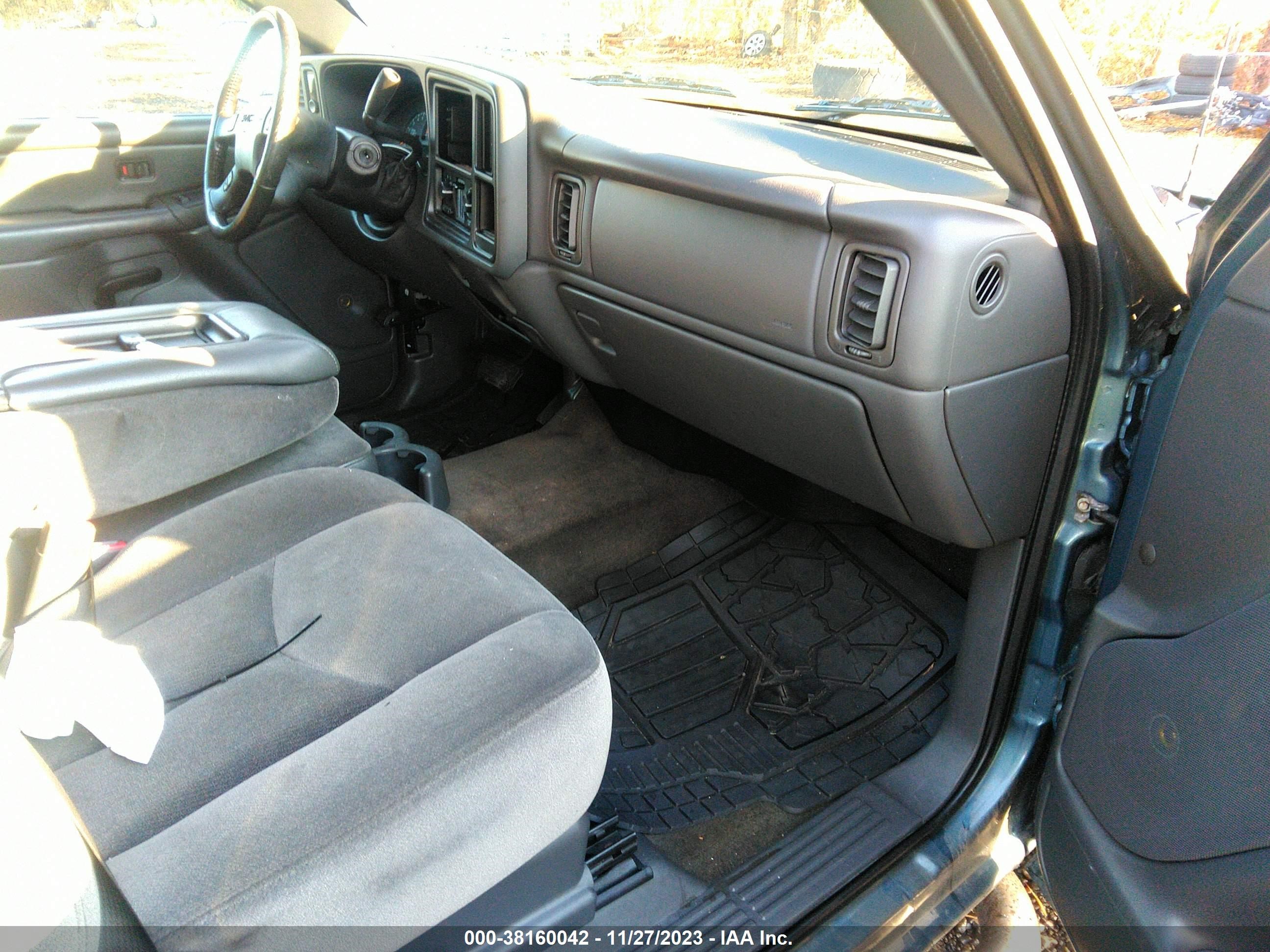 Photo 4 VIN: 1GTEC19T56Z240312 - GMC SIERRA 