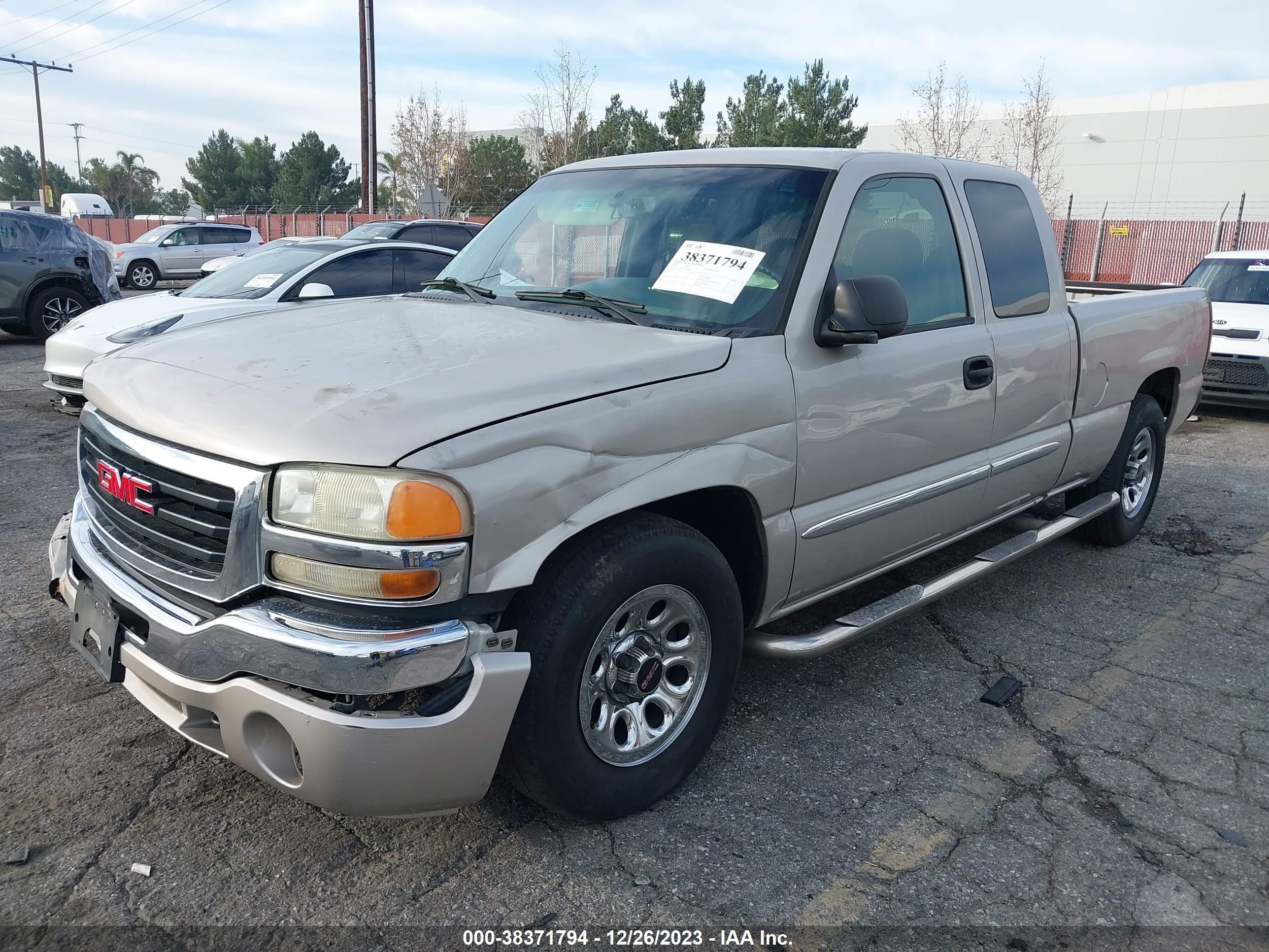 Photo 1 VIN: 1GTEC19T65Z129864 - GMC SIERRA 