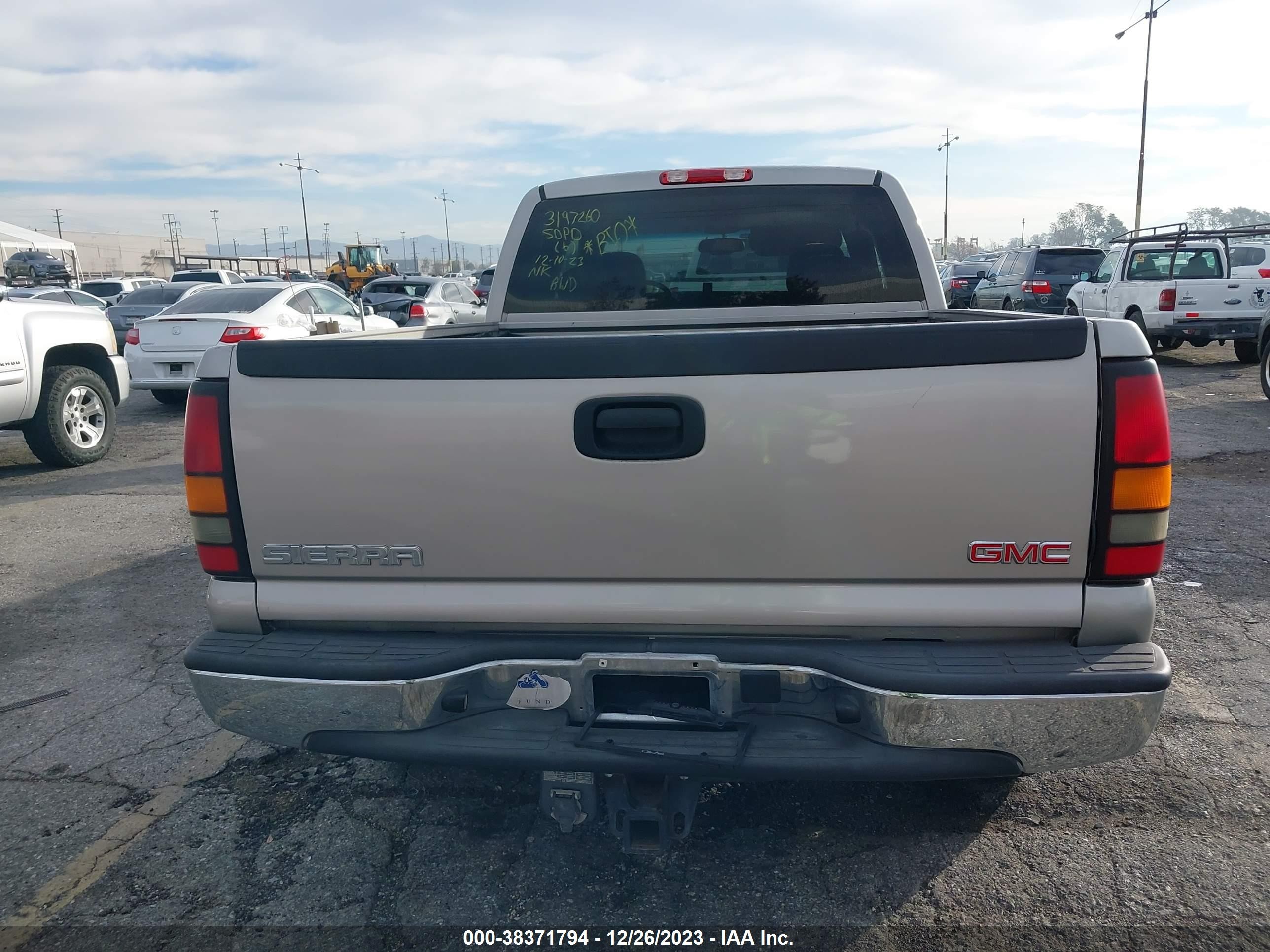 Photo 15 VIN: 1GTEC19T65Z129864 - GMC SIERRA 