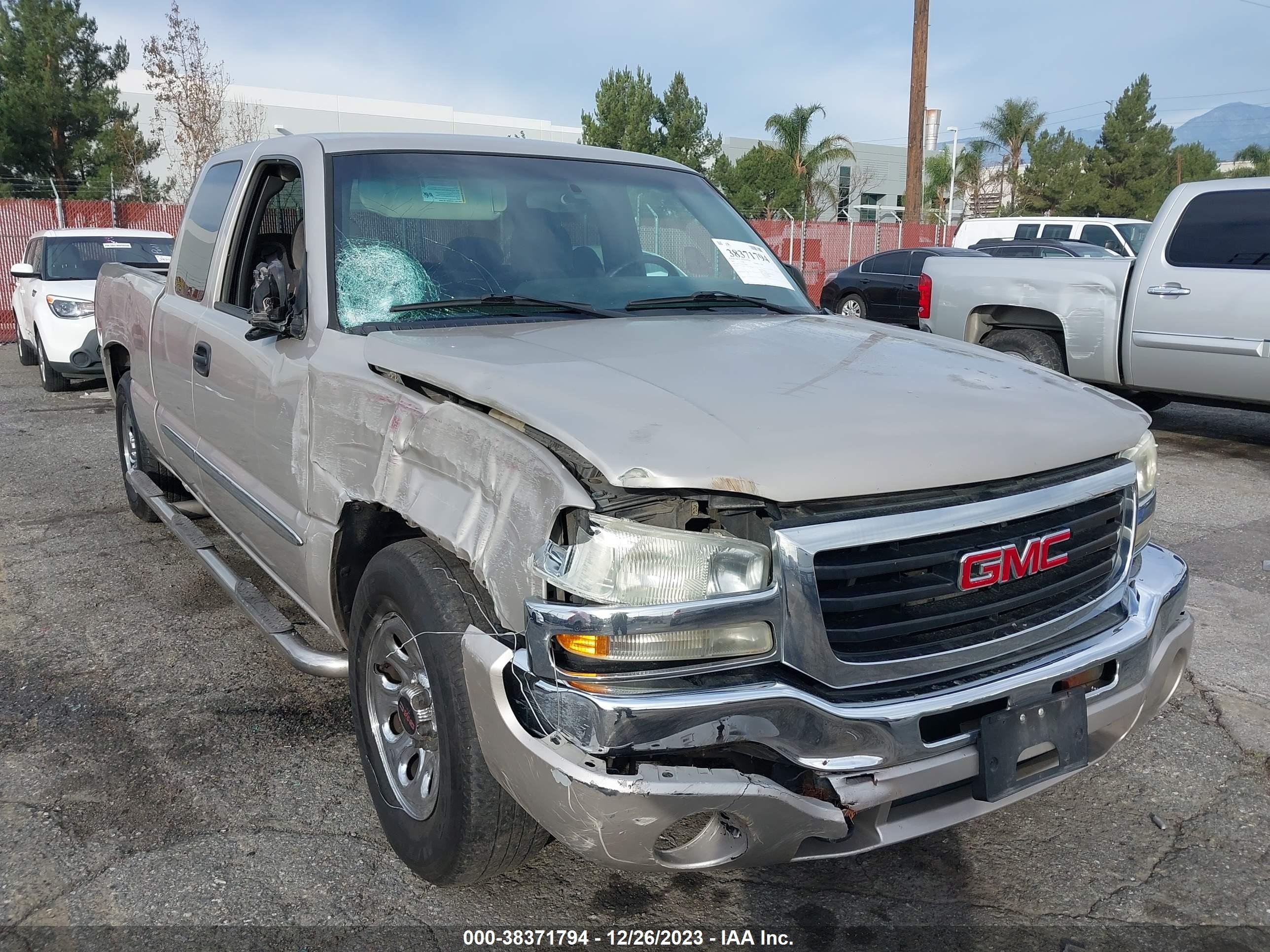 Photo 5 VIN: 1GTEC19T65Z129864 - GMC SIERRA 