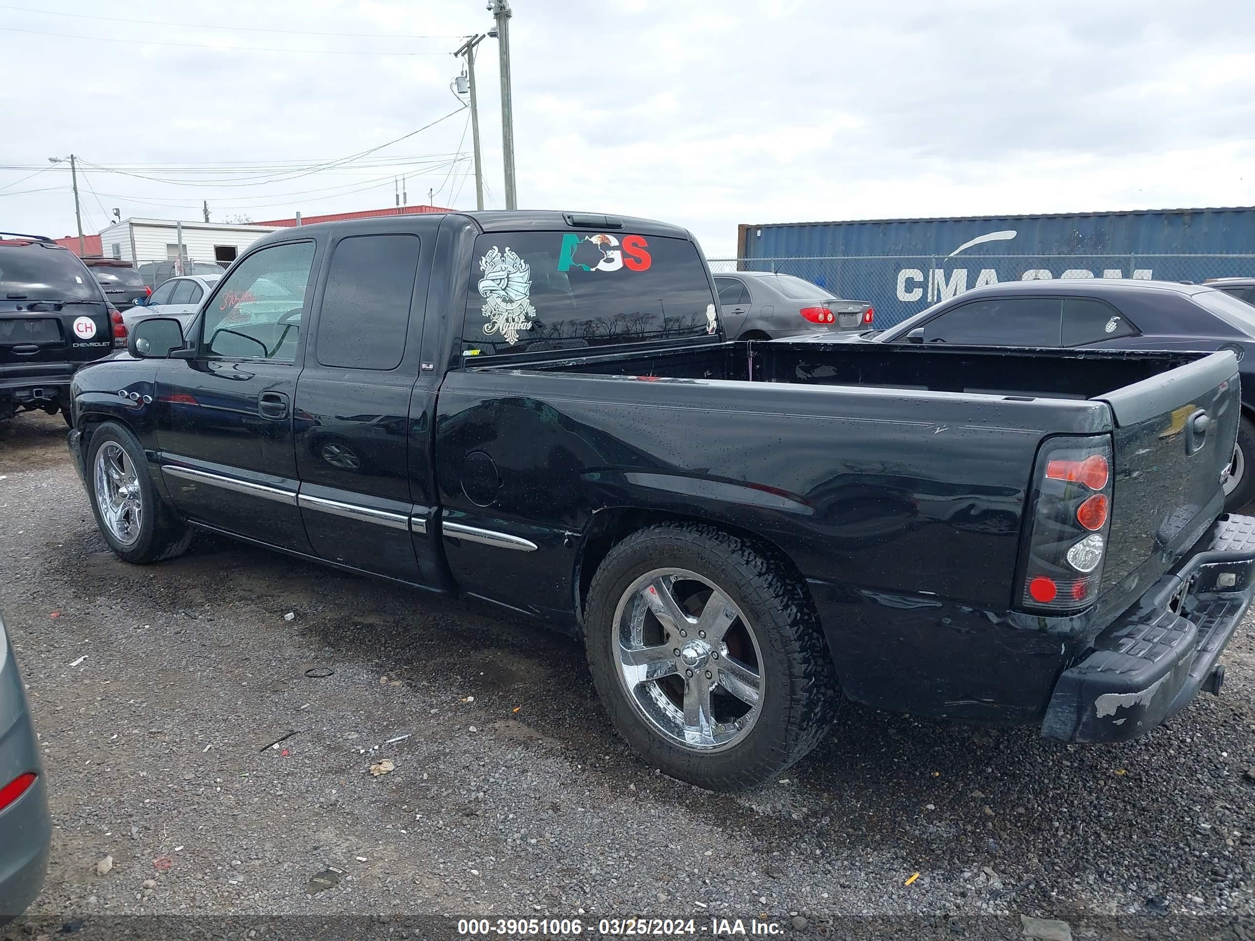 Photo 2 VIN: 1GTEC19T9YZ298538 - GMC NULL 