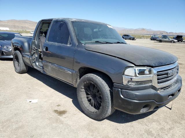 Photo 3 VIN: 1GTEC19V02Z216138 - GMC SIERRA 