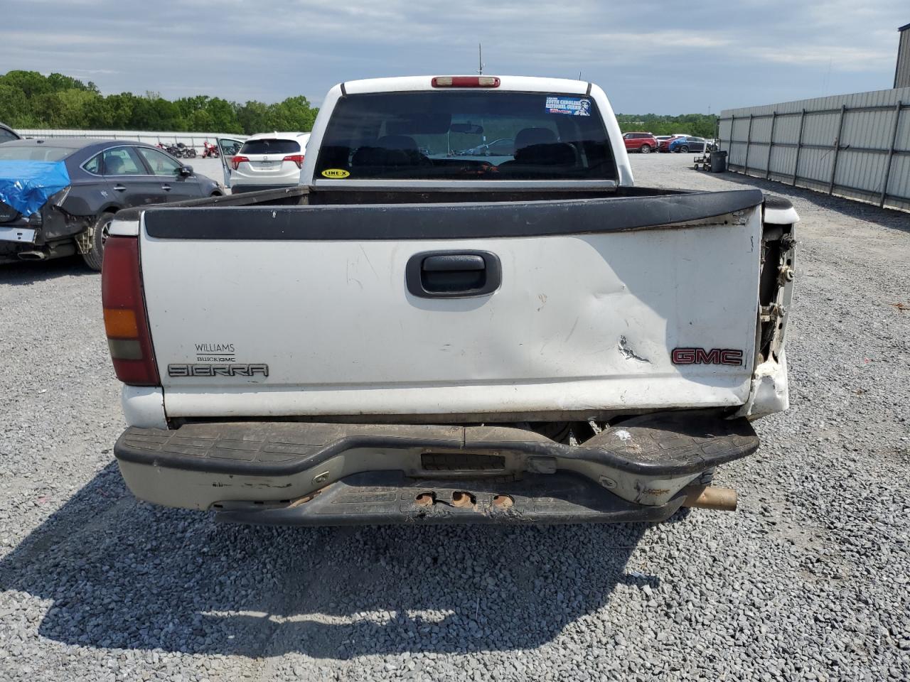 Photo 5 VIN: 1GTEC19V1YZ284621 - GMC SIERRA 