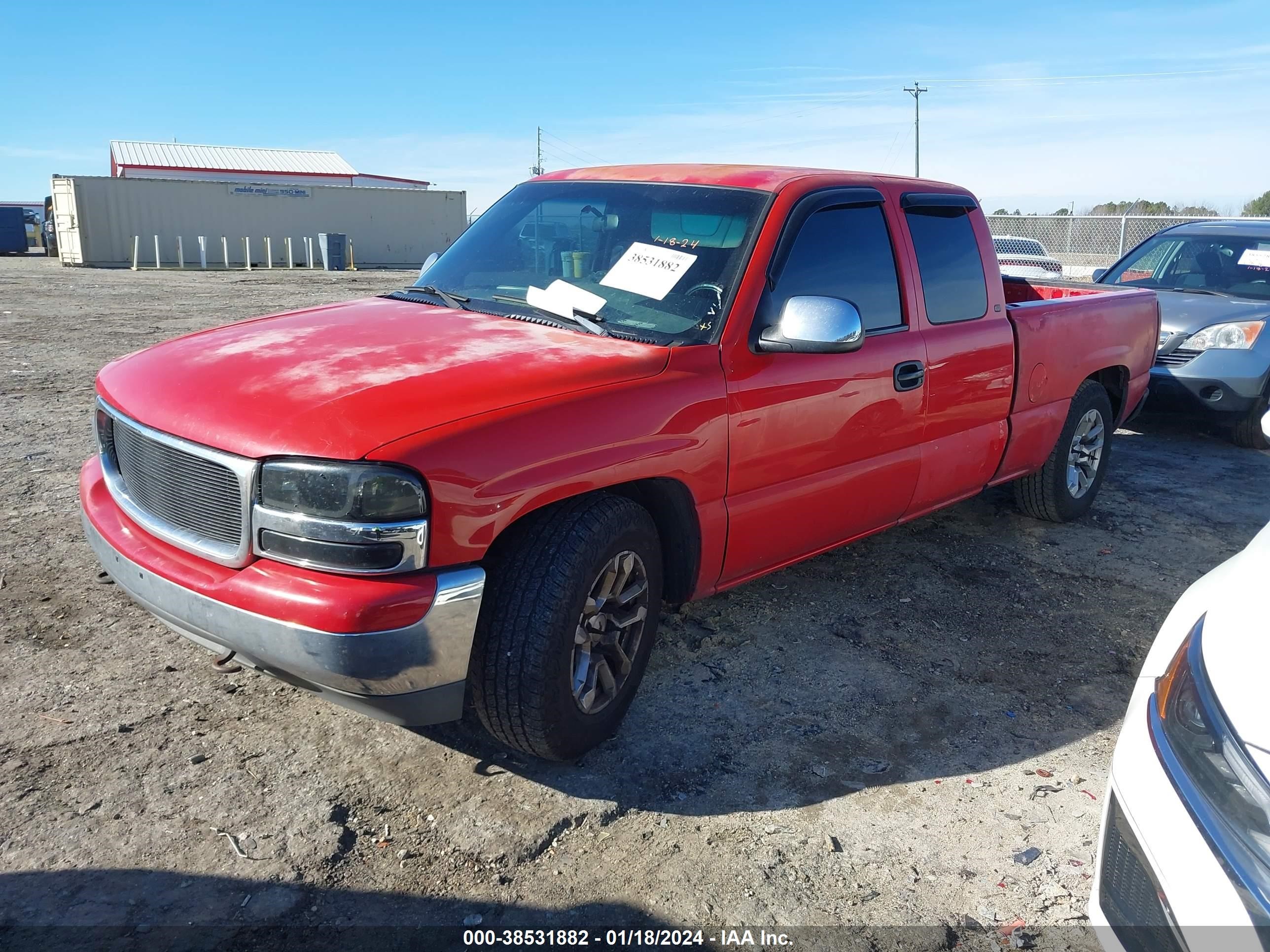 Photo 1 VIN: 1GTEC19V2YZ215596 - GMC SIERRA 