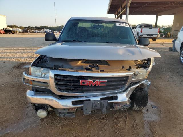 Photo 4 VIN: 1GTEC19V45Z351966 - GMC NEW SIERRA 