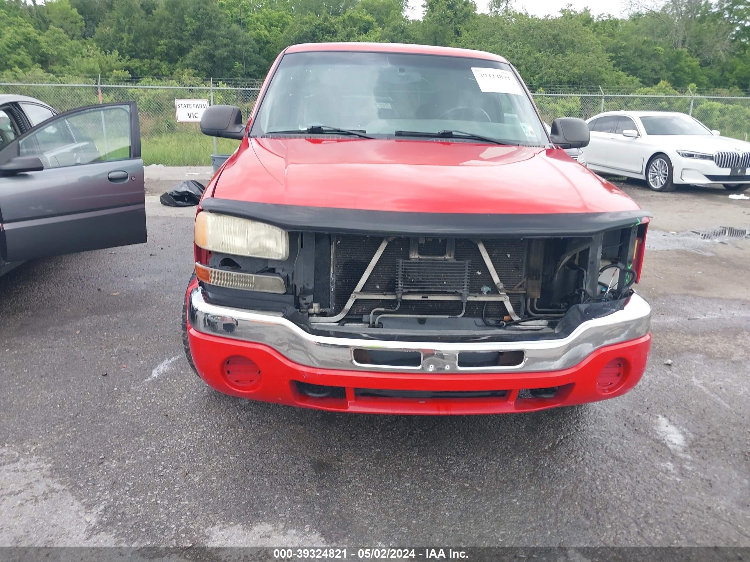 Photo 5 VIN: 1GTEC19V63Z215108 - GMC SIERRA 