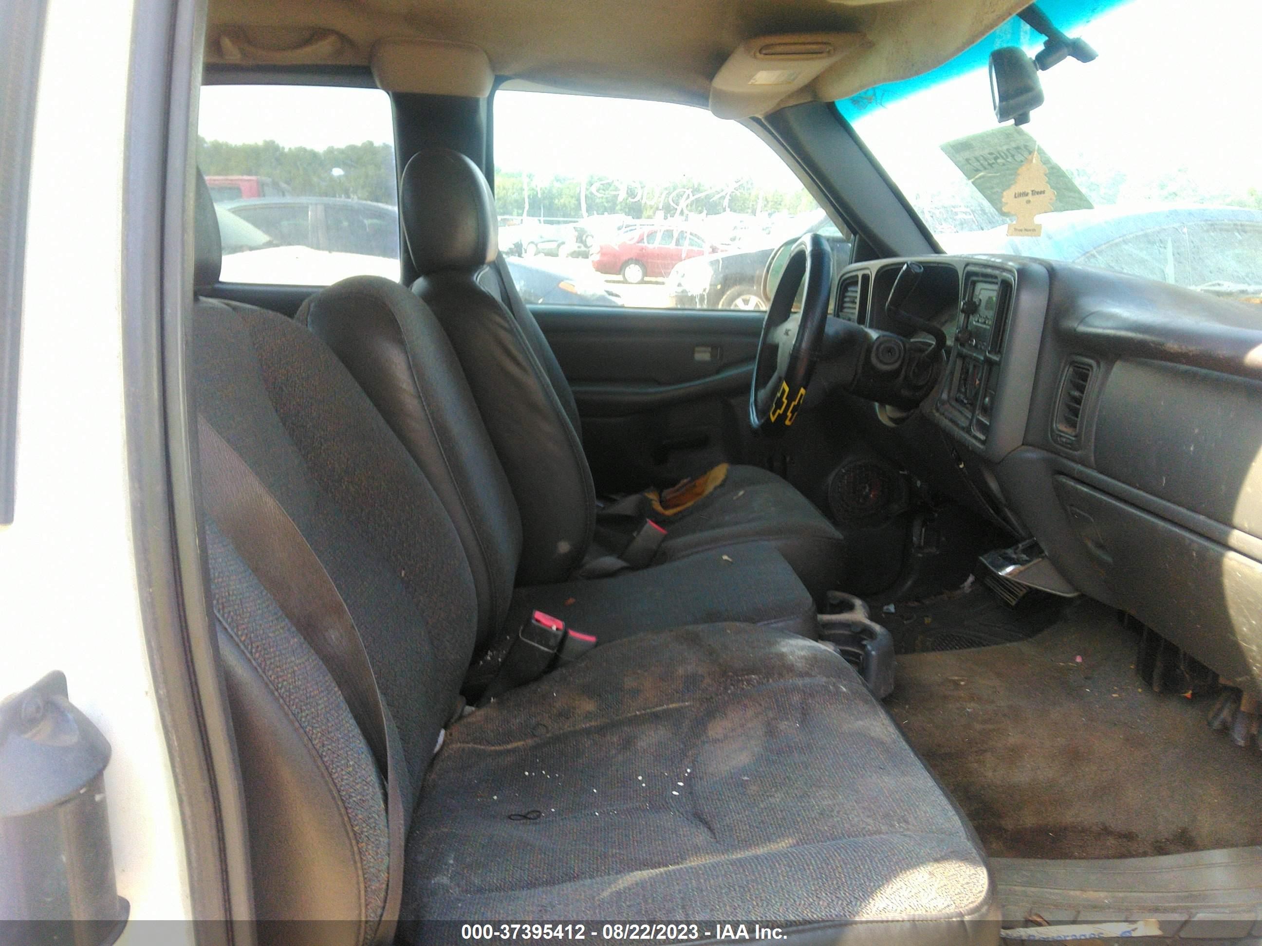 Photo 4 VIN: 1GTEC19V73E365560 - GMC SIERRA 