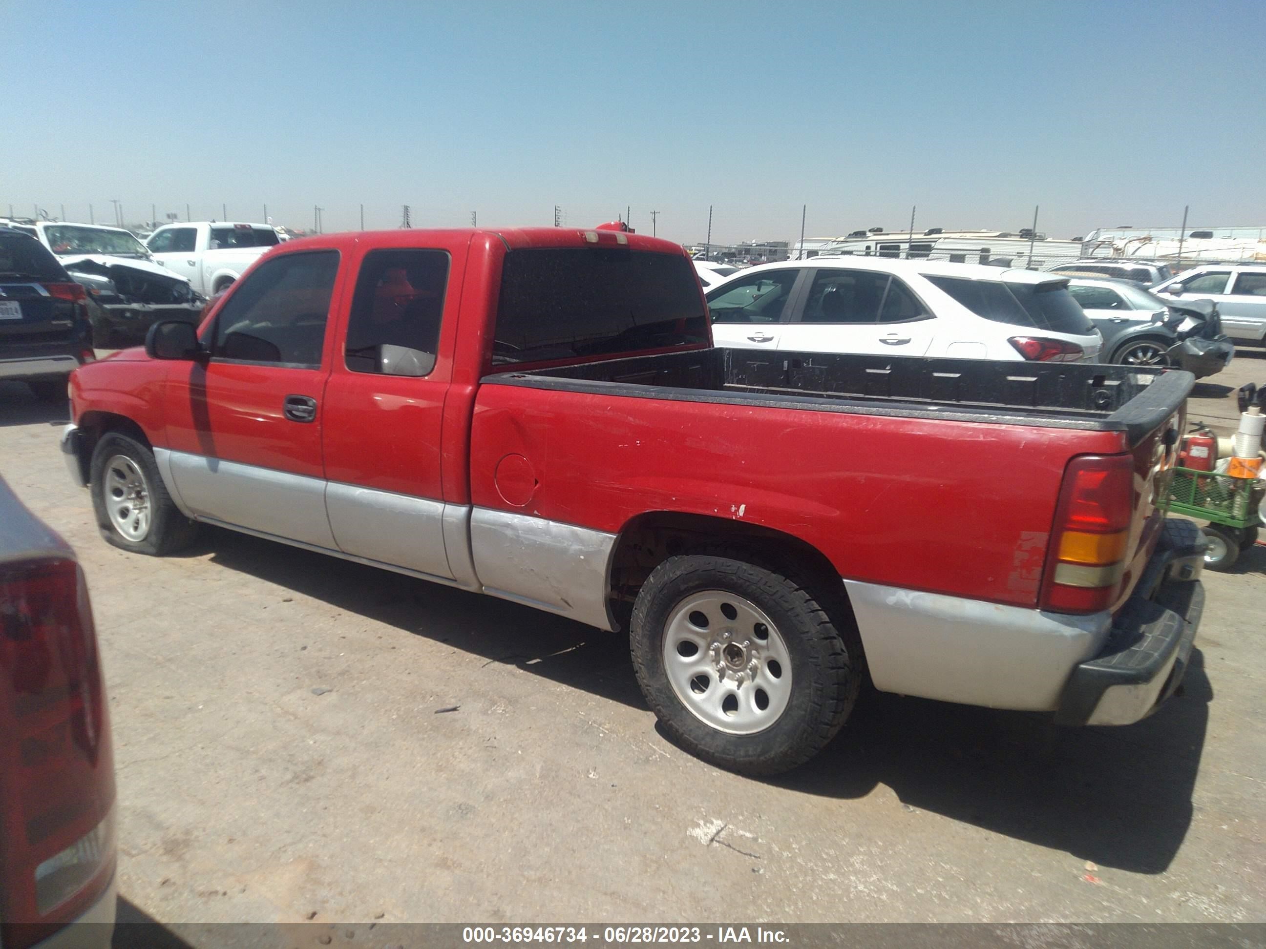 Photo 12 VIN: 1GTEC19V85Z255287 - GMC SIERRA 