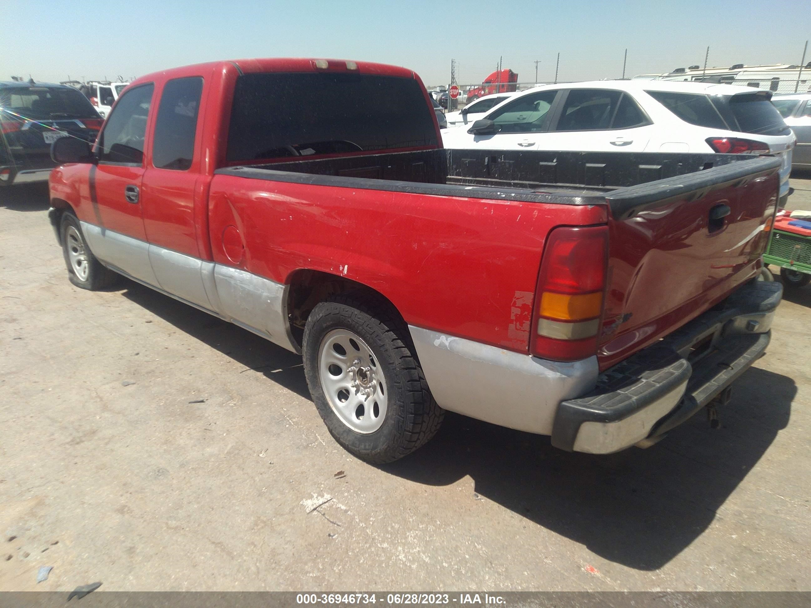 Photo 2 VIN: 1GTEC19V85Z255287 - GMC SIERRA 